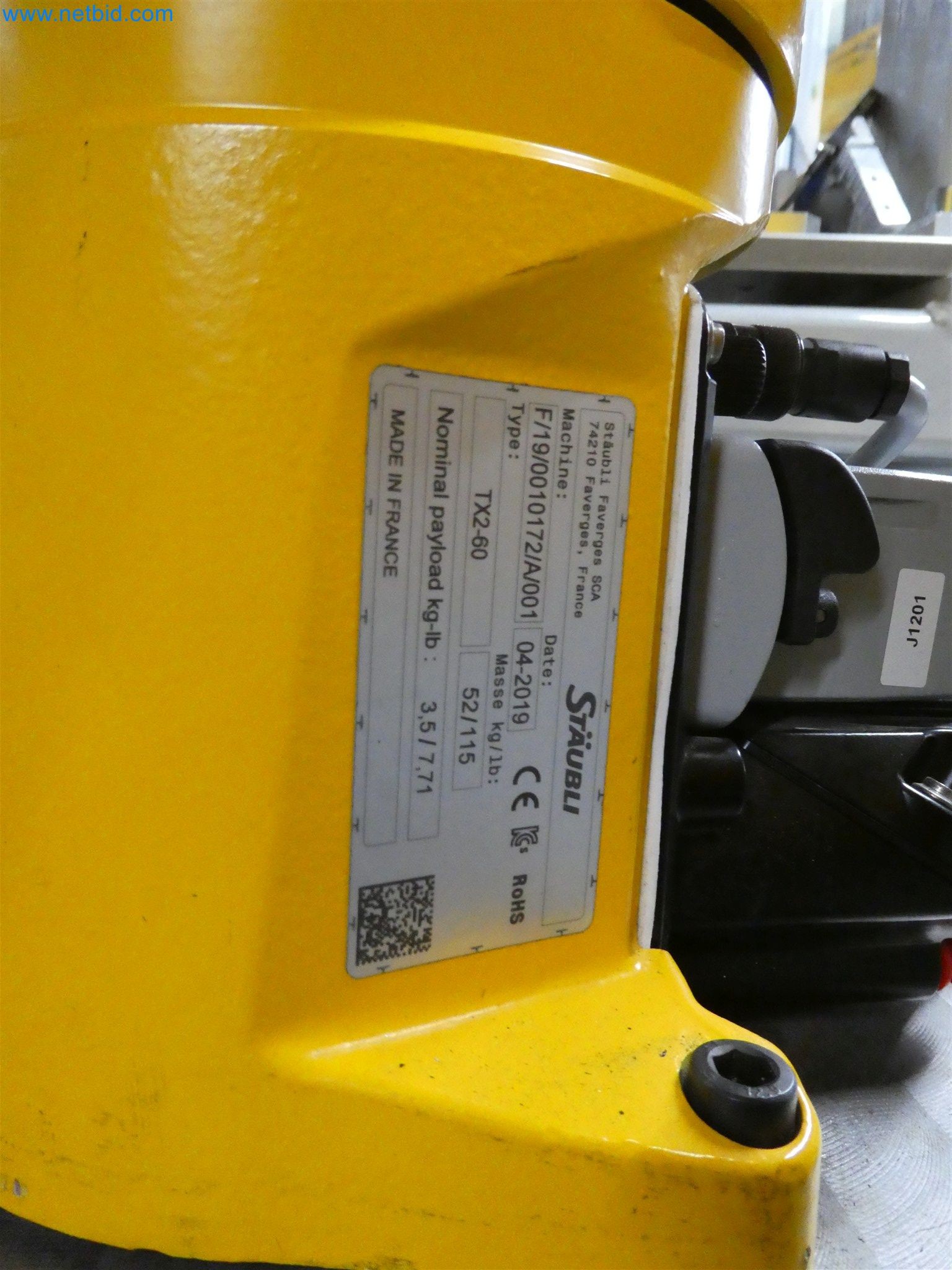 Máquinas de moldeo por inyección, máquinas CNC y líneas de montaje para elementos calefactores y componentes de automoción-16