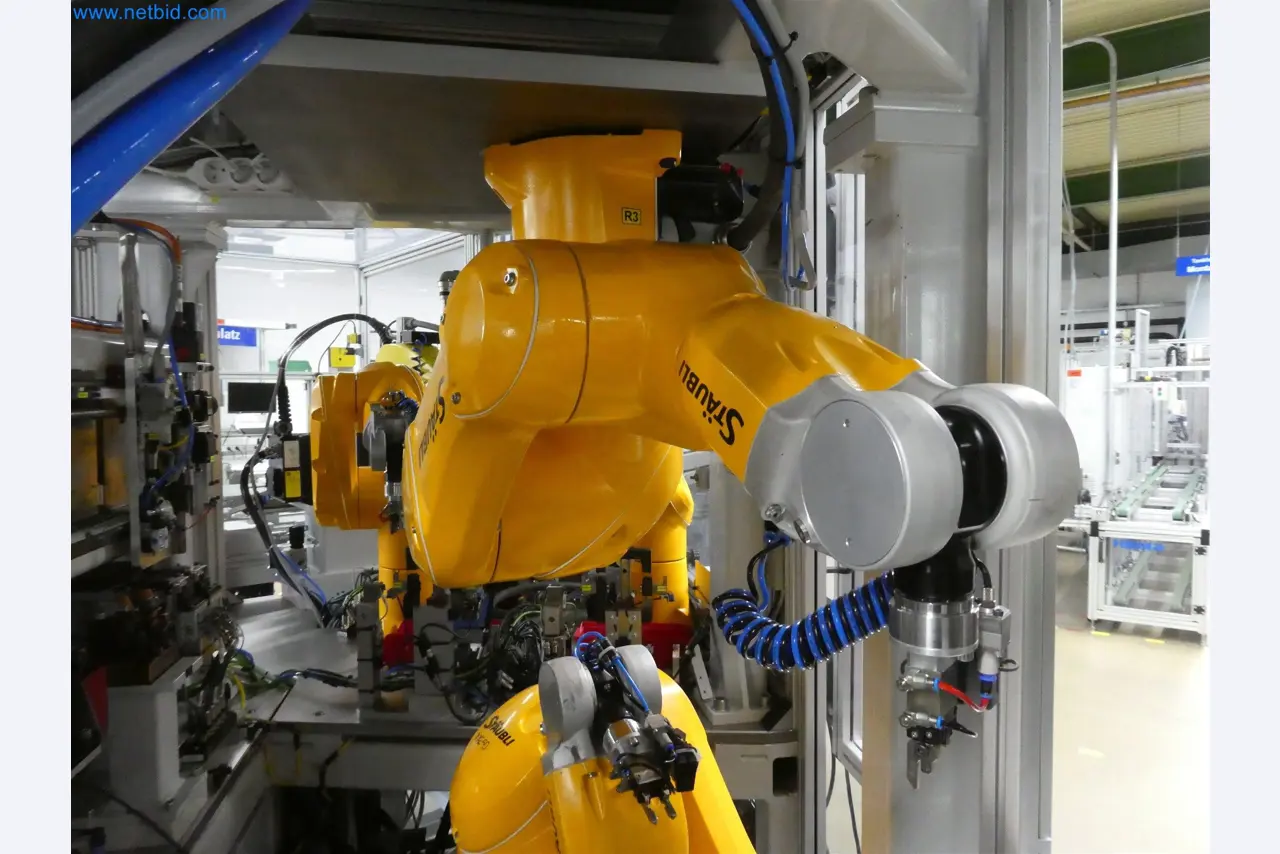 Máquinas de moldeo por inyección, máquinas CNC y líneas de montaje para elementos calefactores y componentes de automoción-17