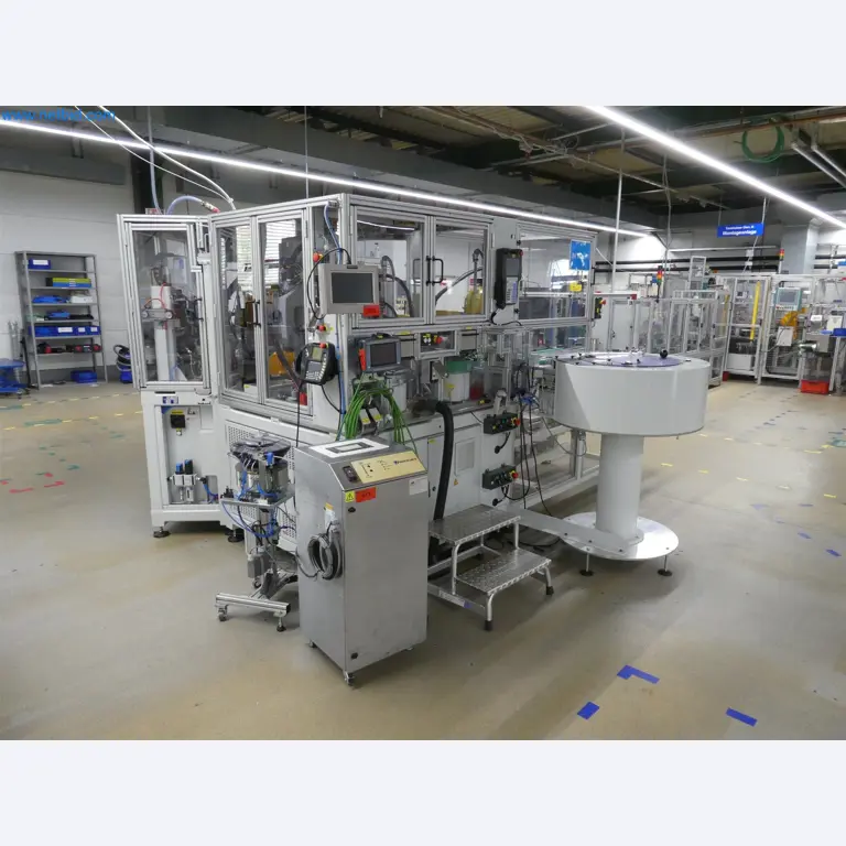 Máquinas de moldeo por inyección, máquinas CNC y líneas de montaje para elementos calefactores y componentes de automoción-1