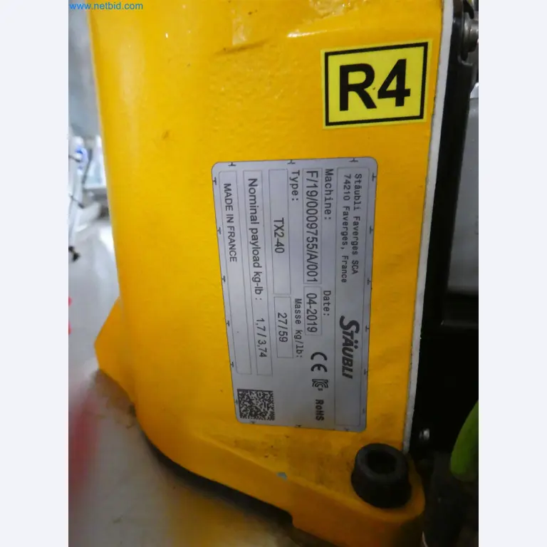 Máquinas de moldeo por inyección, máquinas CNC y líneas de montaje para elementos calefactores y componentes de automoción-20