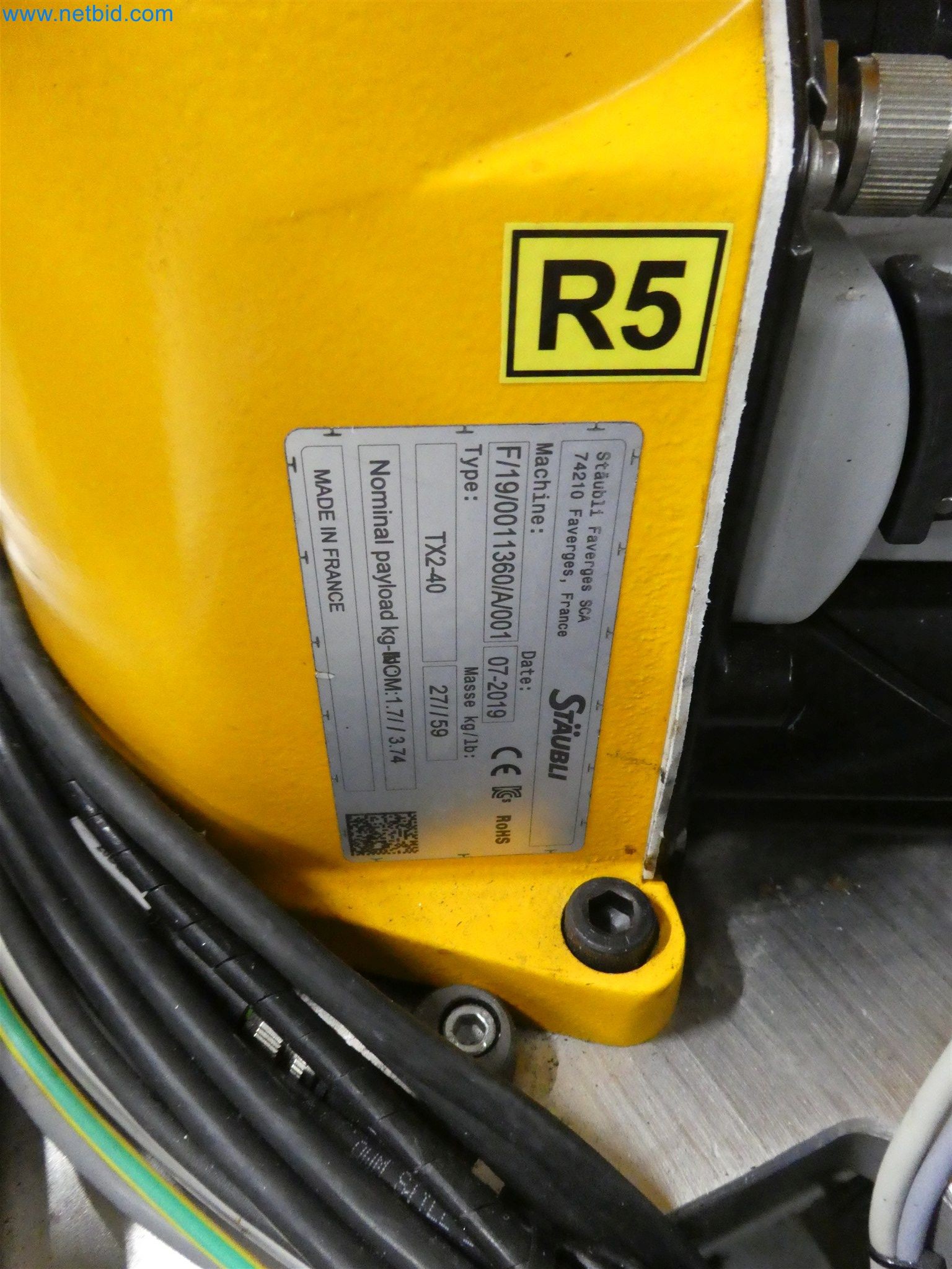 Máquinas de moldeo por inyección, máquinas CNC y líneas de montaje para elementos calefactores y componentes de automoción-23