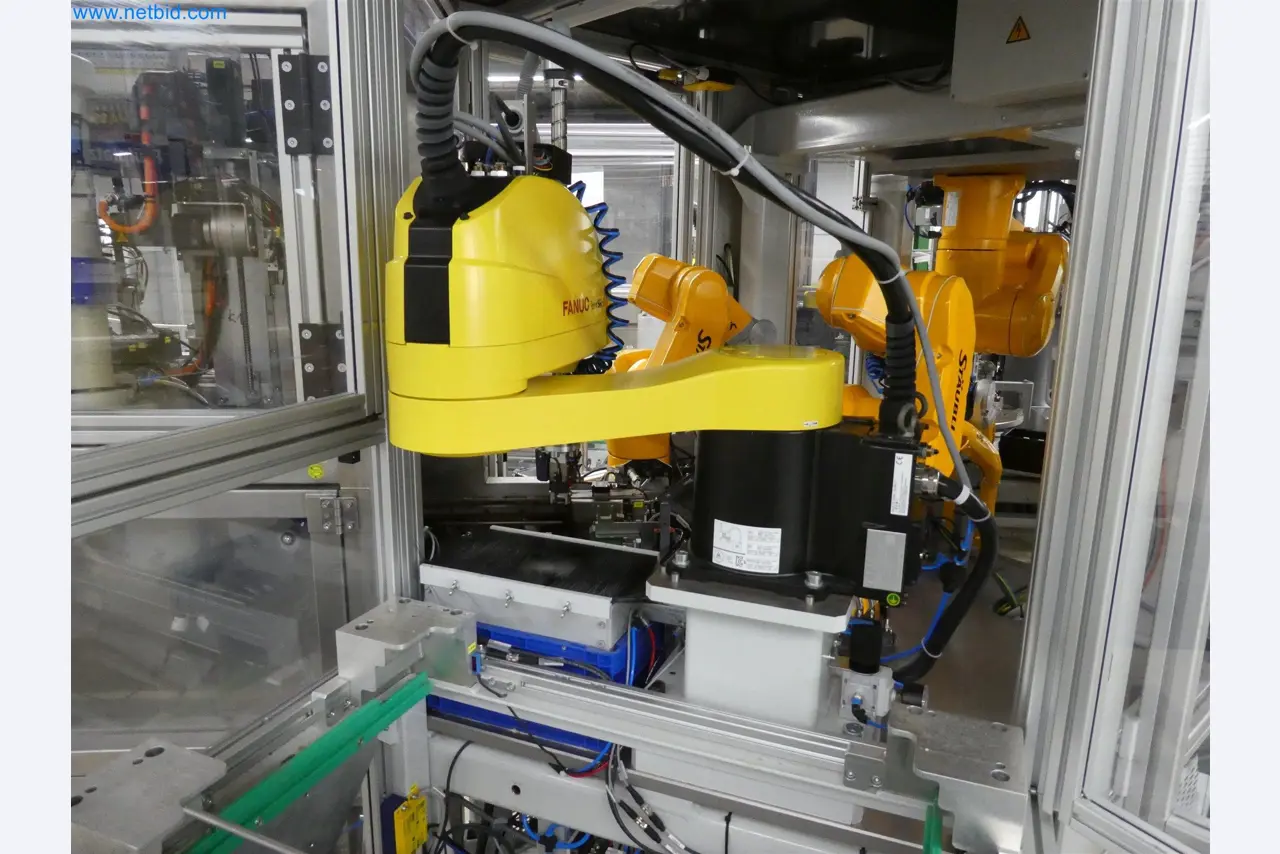 Máquinas de moldeo por inyección, máquinas CNC y líneas de montaje para elementos calefactores y componentes de automoción-24