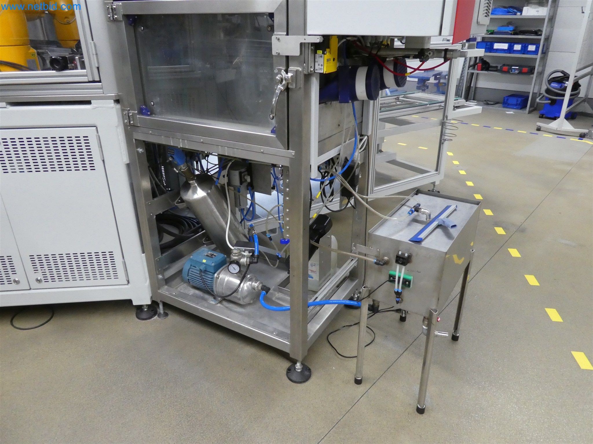 Máquinas de moldeo por inyección, máquinas CNC y líneas de montaje para elementos calefactores y componentes de automoción-30