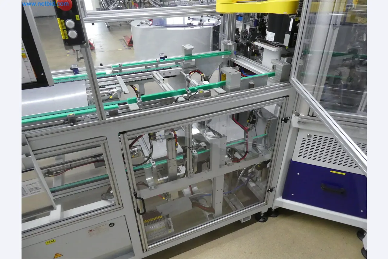 Máquinas de moldeo por inyección, máquinas CNC y líneas de montaje para elementos calefactores y componentes de automoción-35