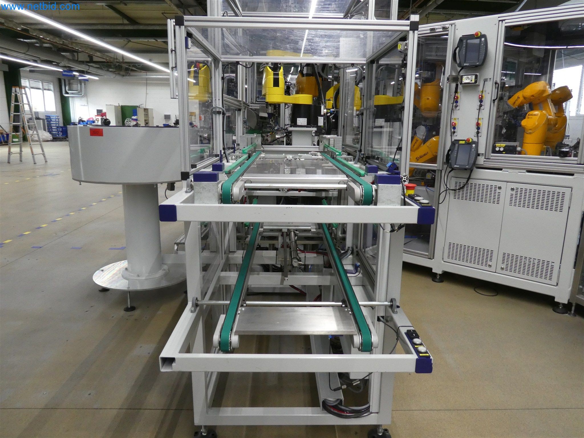 Máquinas de moldeo por inyección, máquinas CNC y líneas de montaje para elementos calefactores y componentes de automoción-4