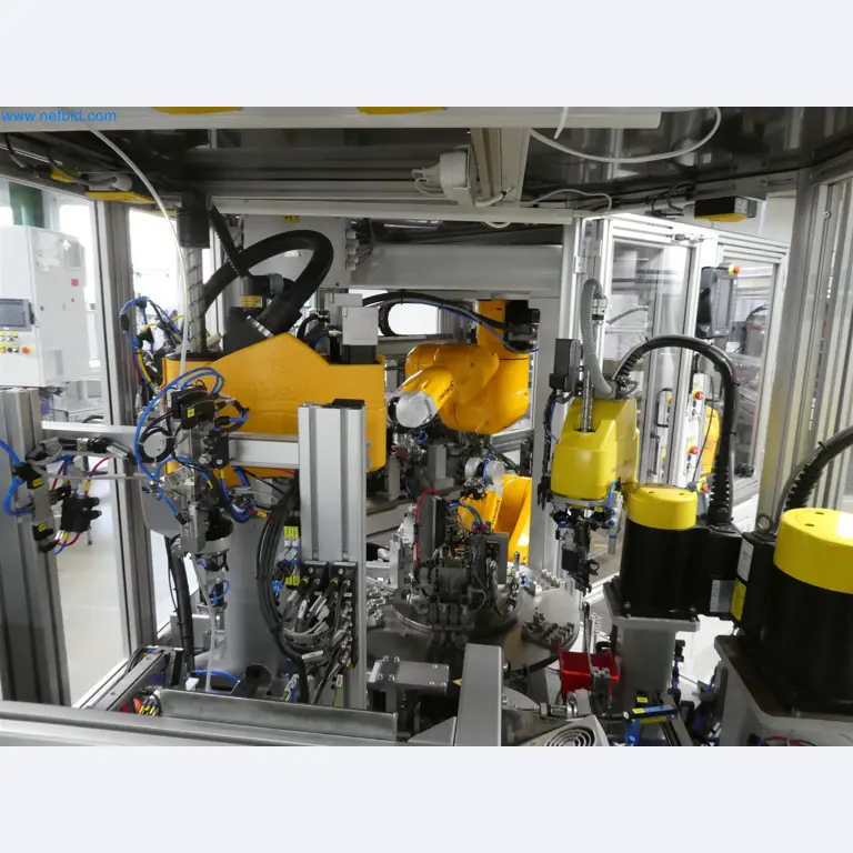 Máquinas de moldeo por inyección, máquinas CNC y líneas de montaje para elementos calefactores y componentes de automoción-8