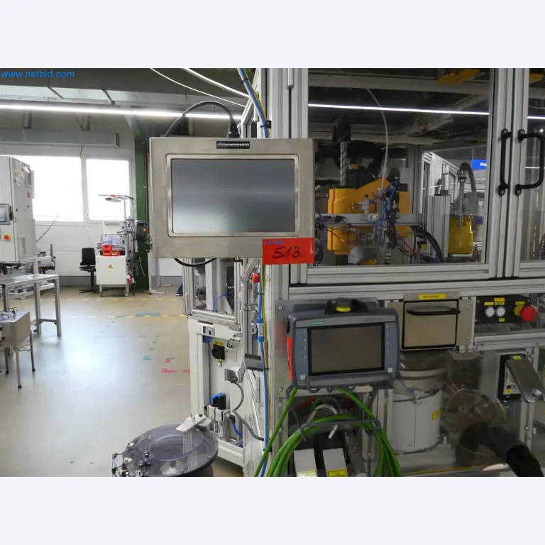 Máquinas de moldeo por inyección, máquinas CNC y líneas de montaje para elementos calefactores y componentes de automoción-3