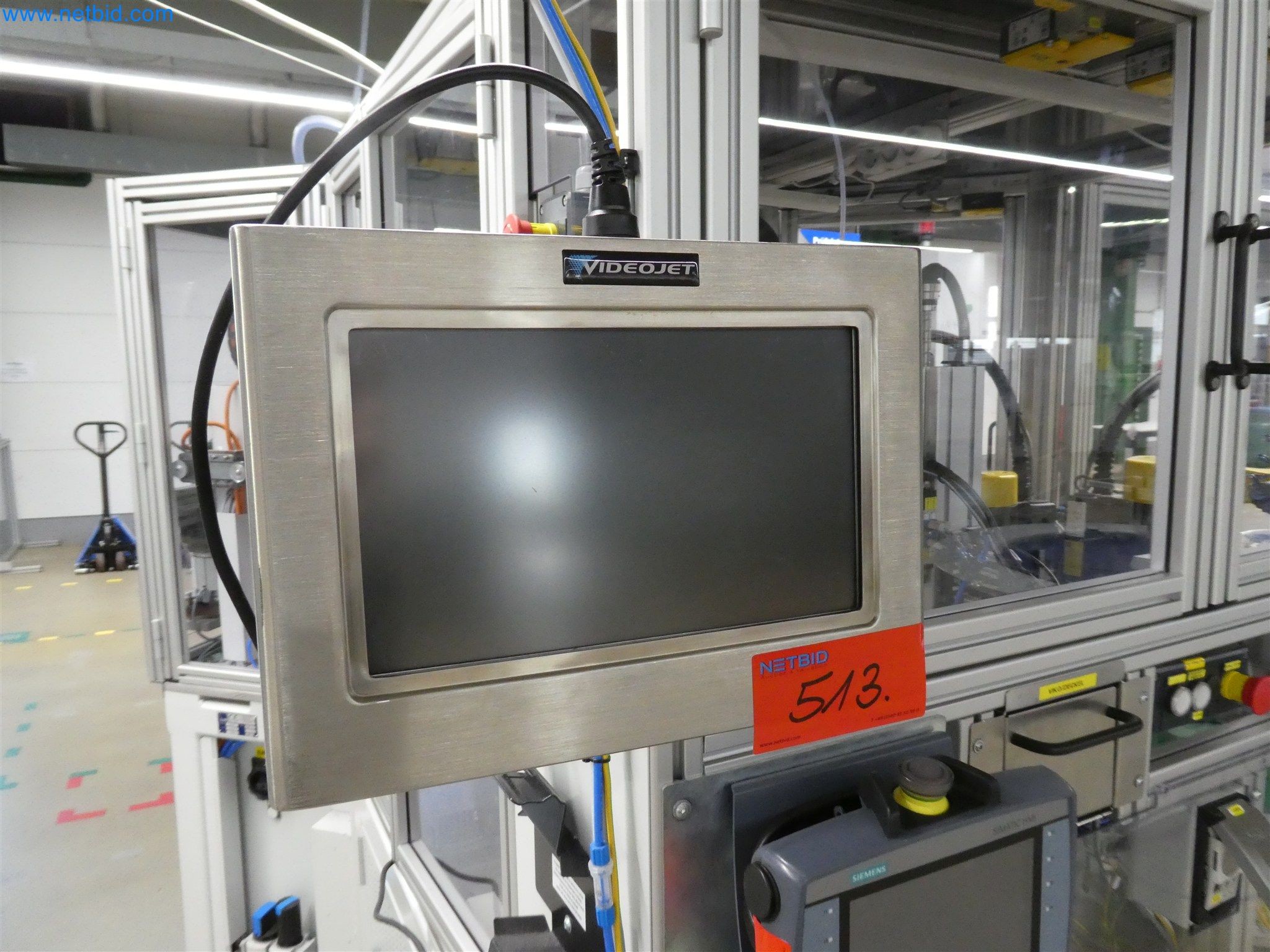 Máquinas de moldeo por inyección, máquinas CNC y líneas de montaje para elementos calefactores y componentes de automoción-4