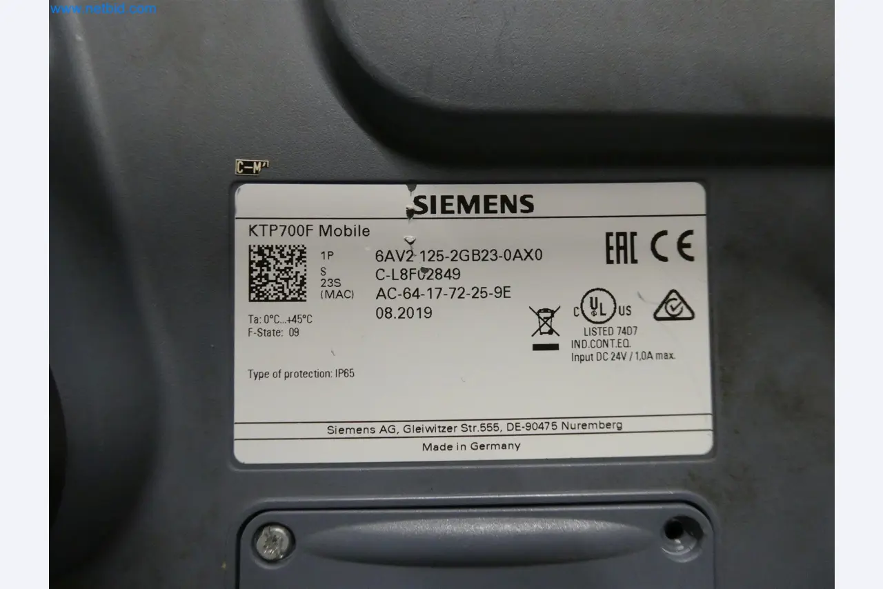 Máquinas de moldeo por inyección, máquinas CNC y líneas de montaje para elementos calefactores y componentes de automoción-5