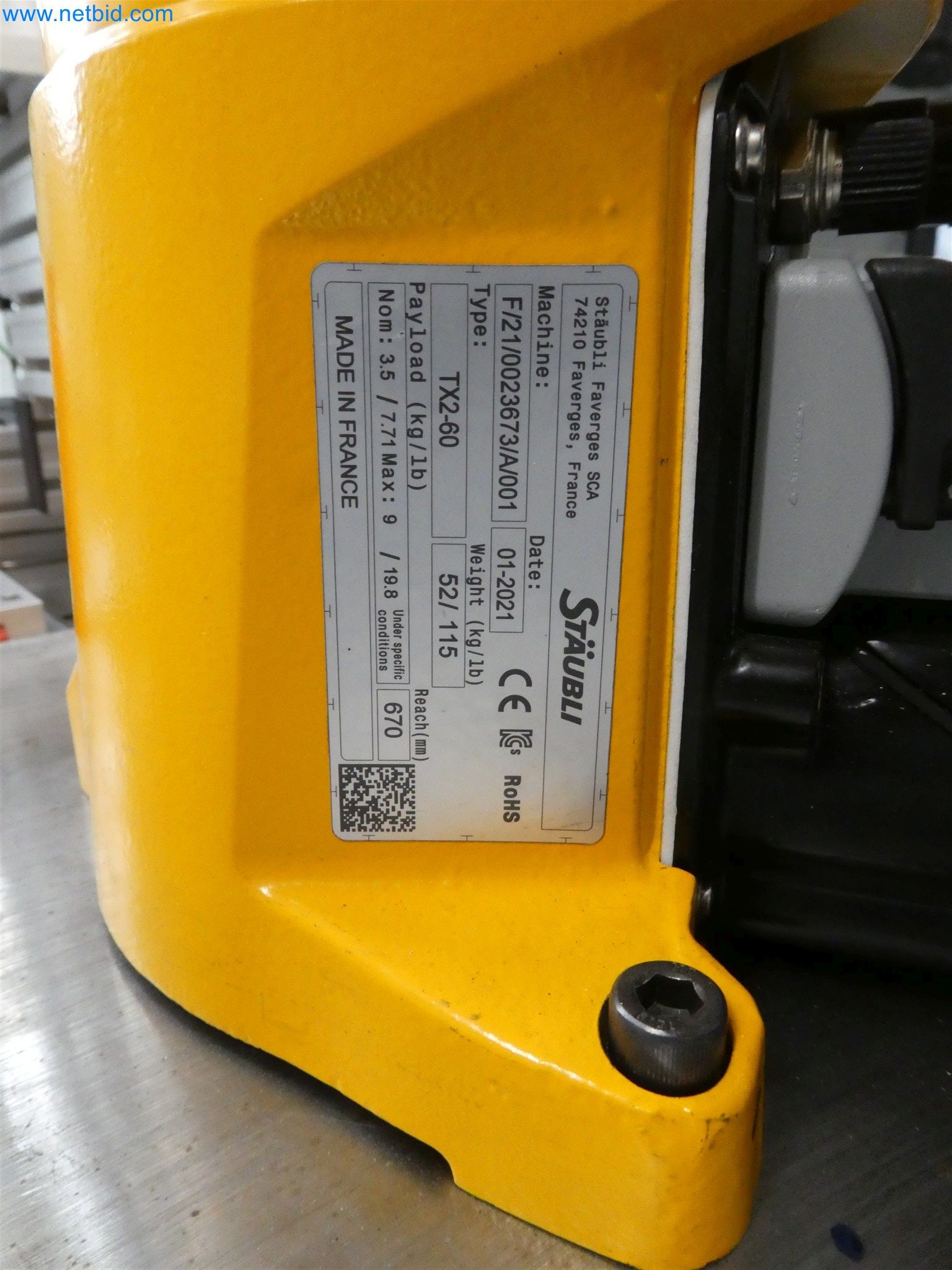 Máquinas de moldagem por injeção, máquinas CNC e linhas de montagem para elementos de aquecimento e componentes automóveis-7