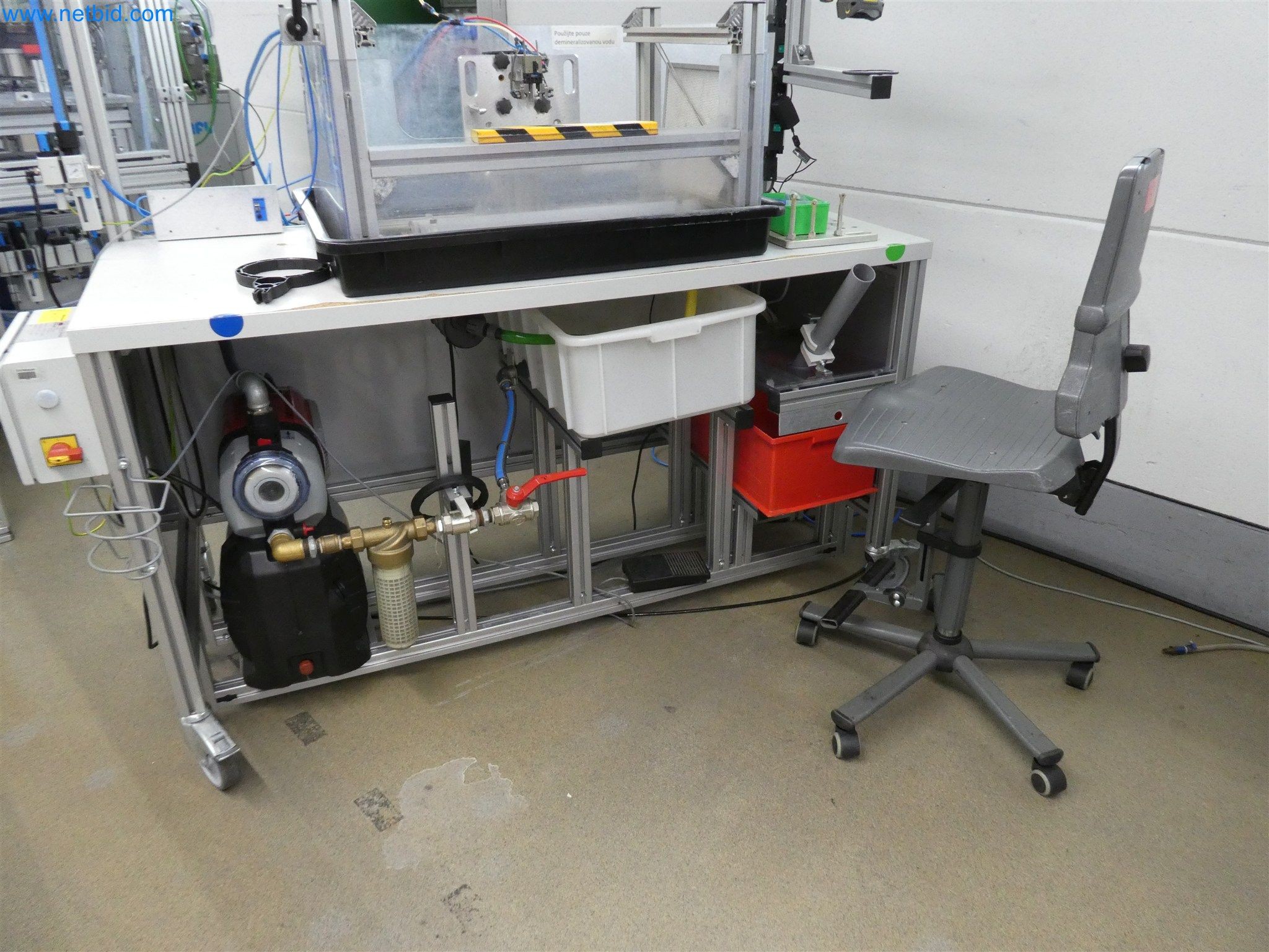 Spritzgießmaschinen, CNC-Maschinen & Montagelinien für Heizelemente und Automotive-Komponenten-4