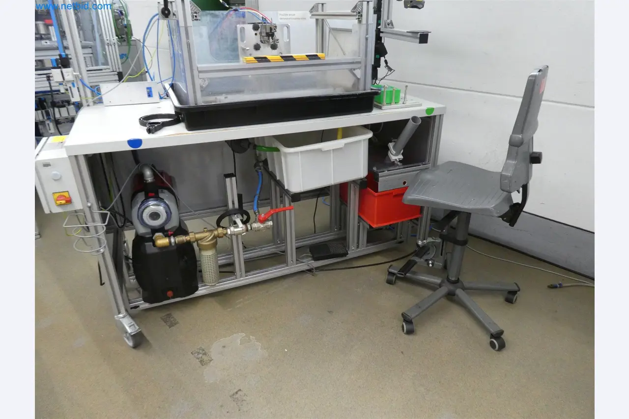 Spritzgießmaschinen, CNC-Maschinen & Montagelinien für Heizelemente und Automotive-Komponenten-4