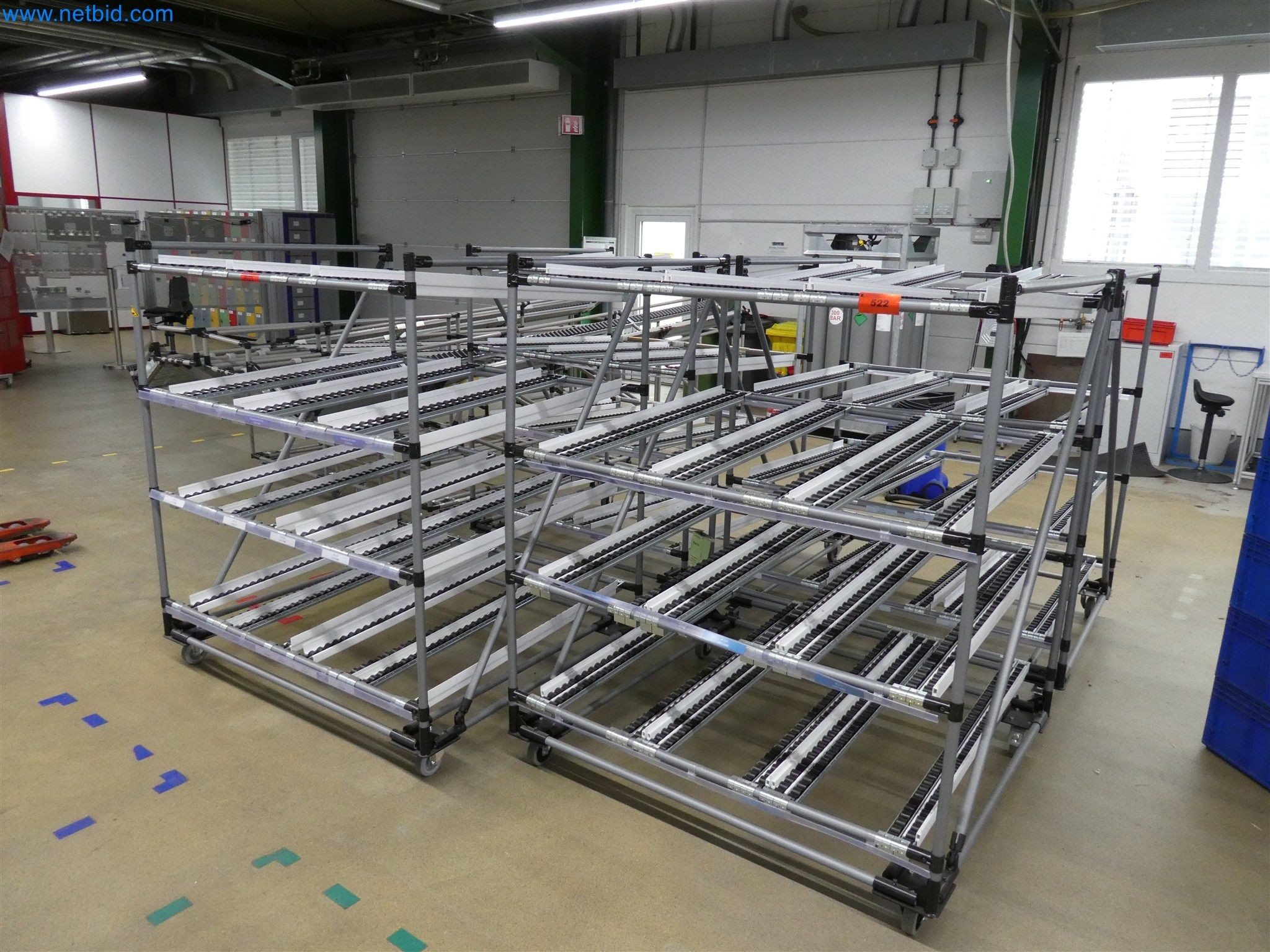 Máquinas de moldeo por inyección, máquinas CNC y líneas de montaje para elementos calefactores y componentes de automoción-1