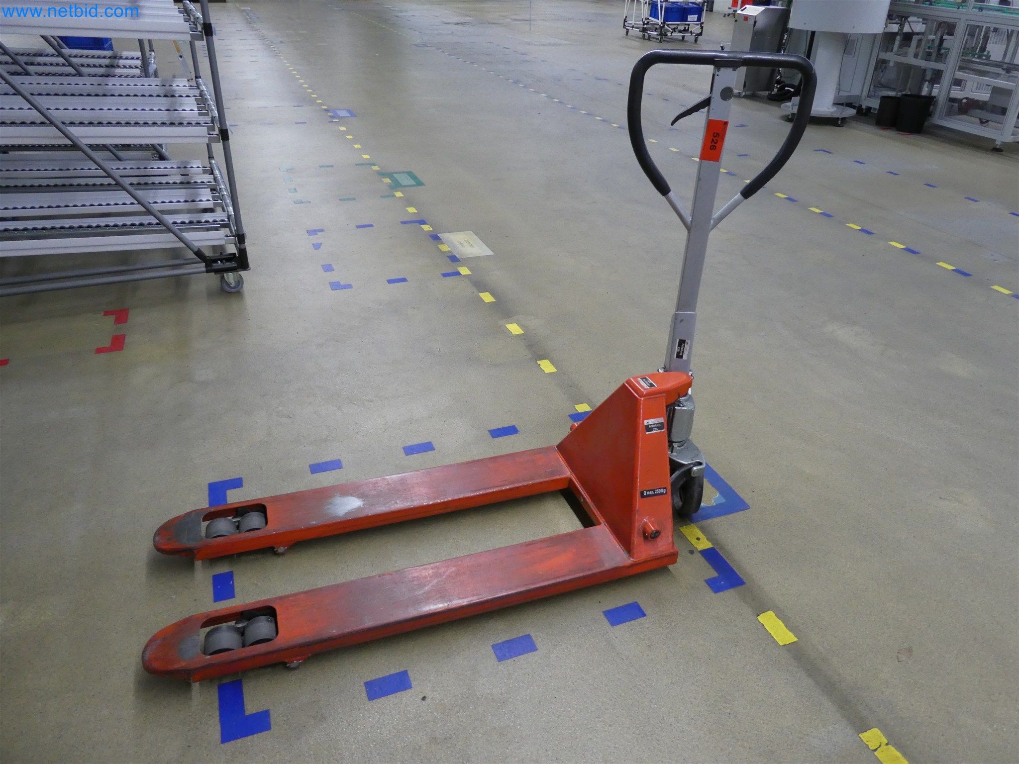 Máquinas de moldeo por inyección, máquinas CNC y líneas de montaje para elementos calefactores y componentes de automoción-2