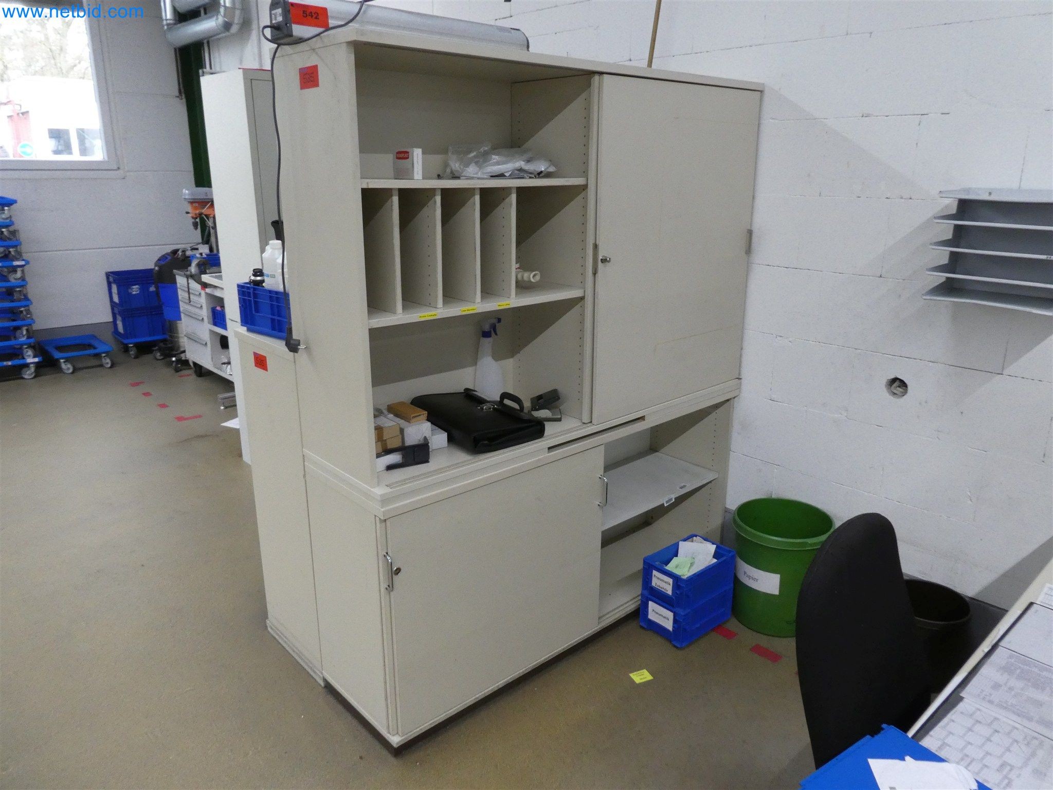 Máquinas de moldeo por inyección, máquinas CNC y líneas de montaje para elementos calefactores y componentes de automoción-3