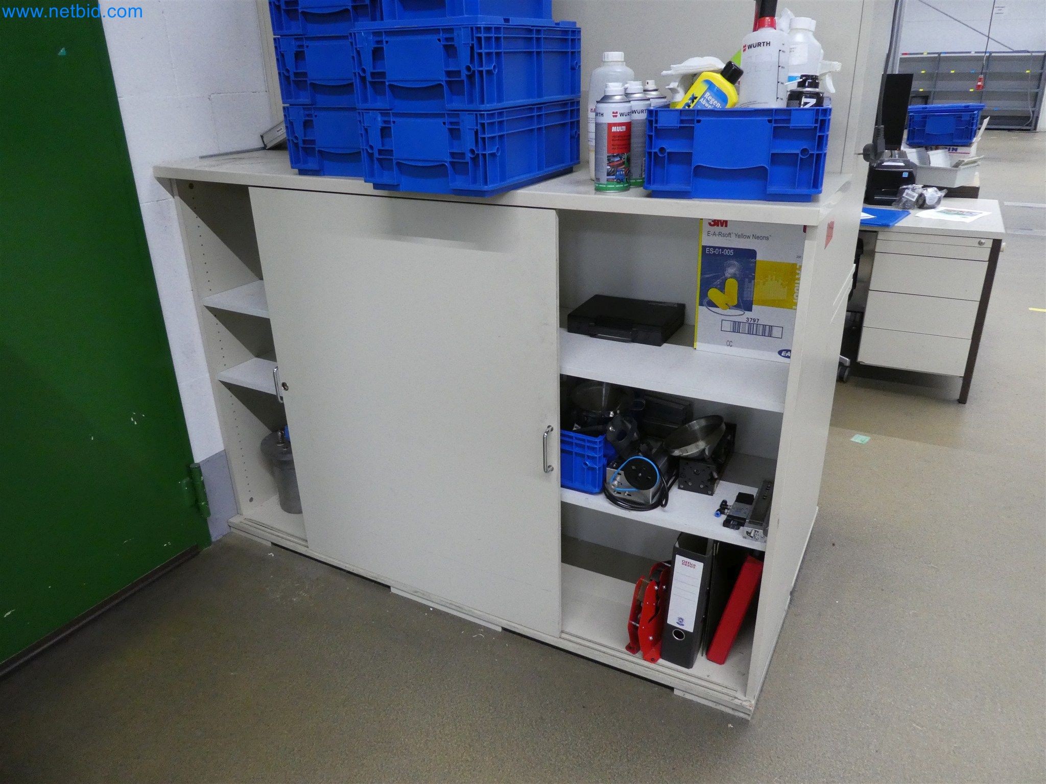 Máquinas de moldeo por inyección, máquinas CNC y líneas de montaje para elementos calefactores y componentes de automoción-4