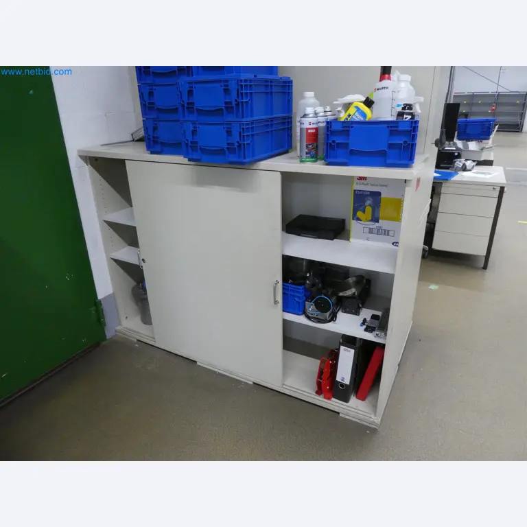 Máquinas de moldeo por inyección, máquinas CNC y líneas de montaje para elementos calefactores y componentes de automoción-4