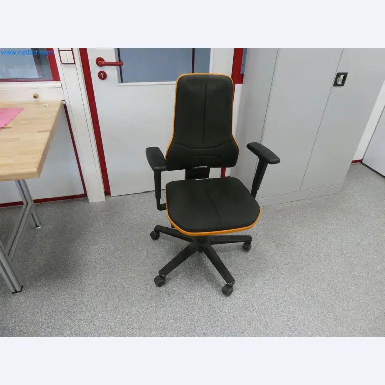 Injection molding machines, CNC machines & assembly lines for heating elements and automotive components-8