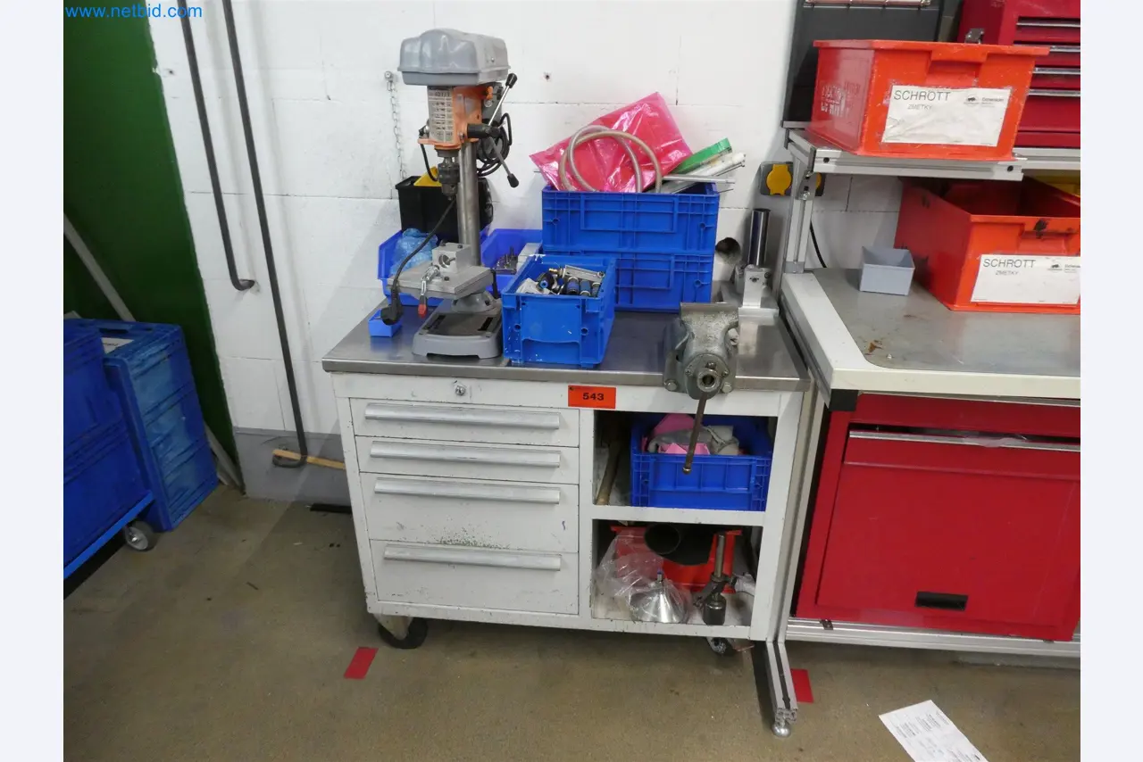 Máquinas de moldeo por inyección, máquinas CNC y líneas de montaje para elementos calefactores y componentes de automoción-3