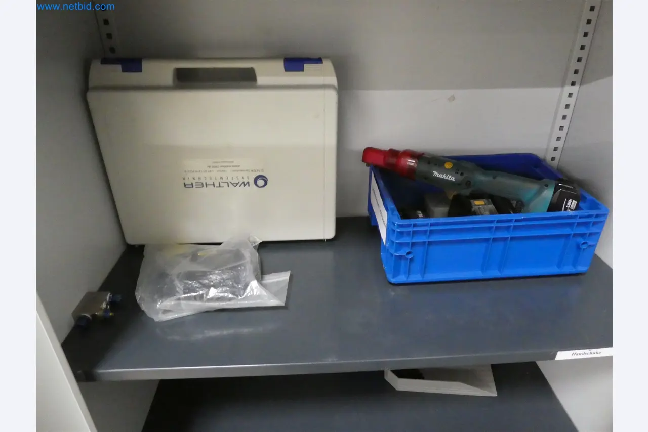 Máquinas de moldeo por inyección, máquinas CNC y líneas de montaje para elementos calefactores y componentes de automoción-6