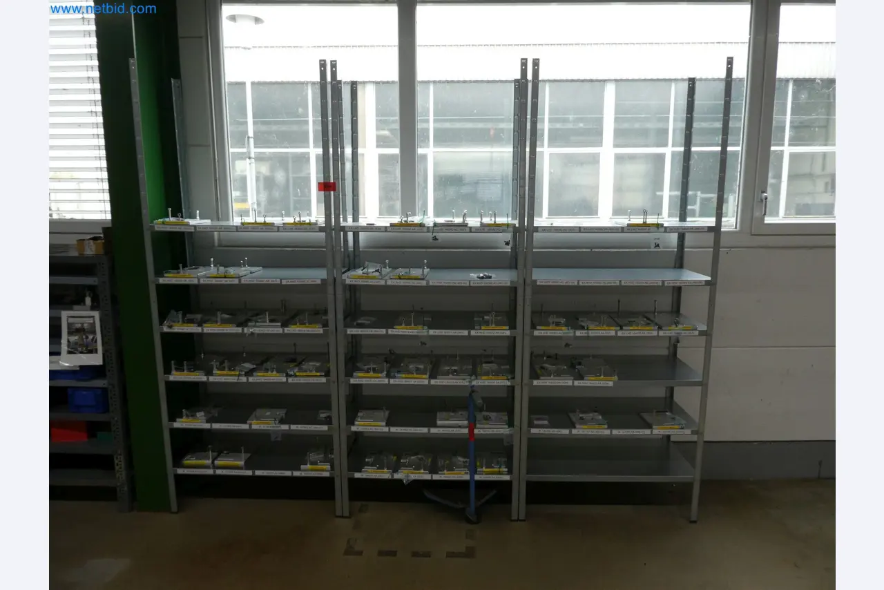 Máquinas de moldeo por inyección, máquinas CNC y líneas de montaje para elementos calefactores y componentes de automoción-1