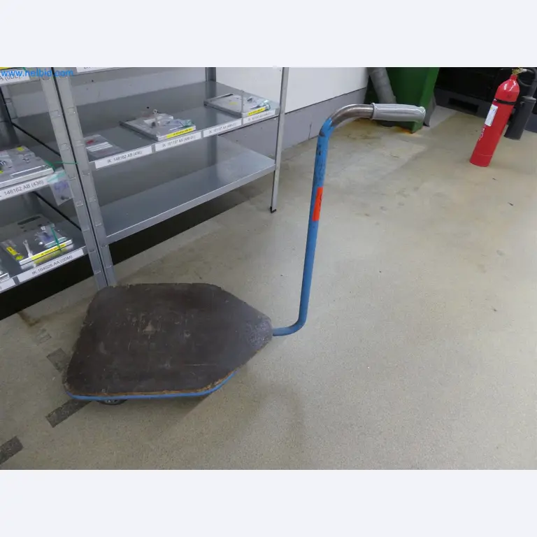 Máquinas de moldeo por inyección, máquinas CNC y líneas de montaje para elementos calefactores y componentes de automoción-2