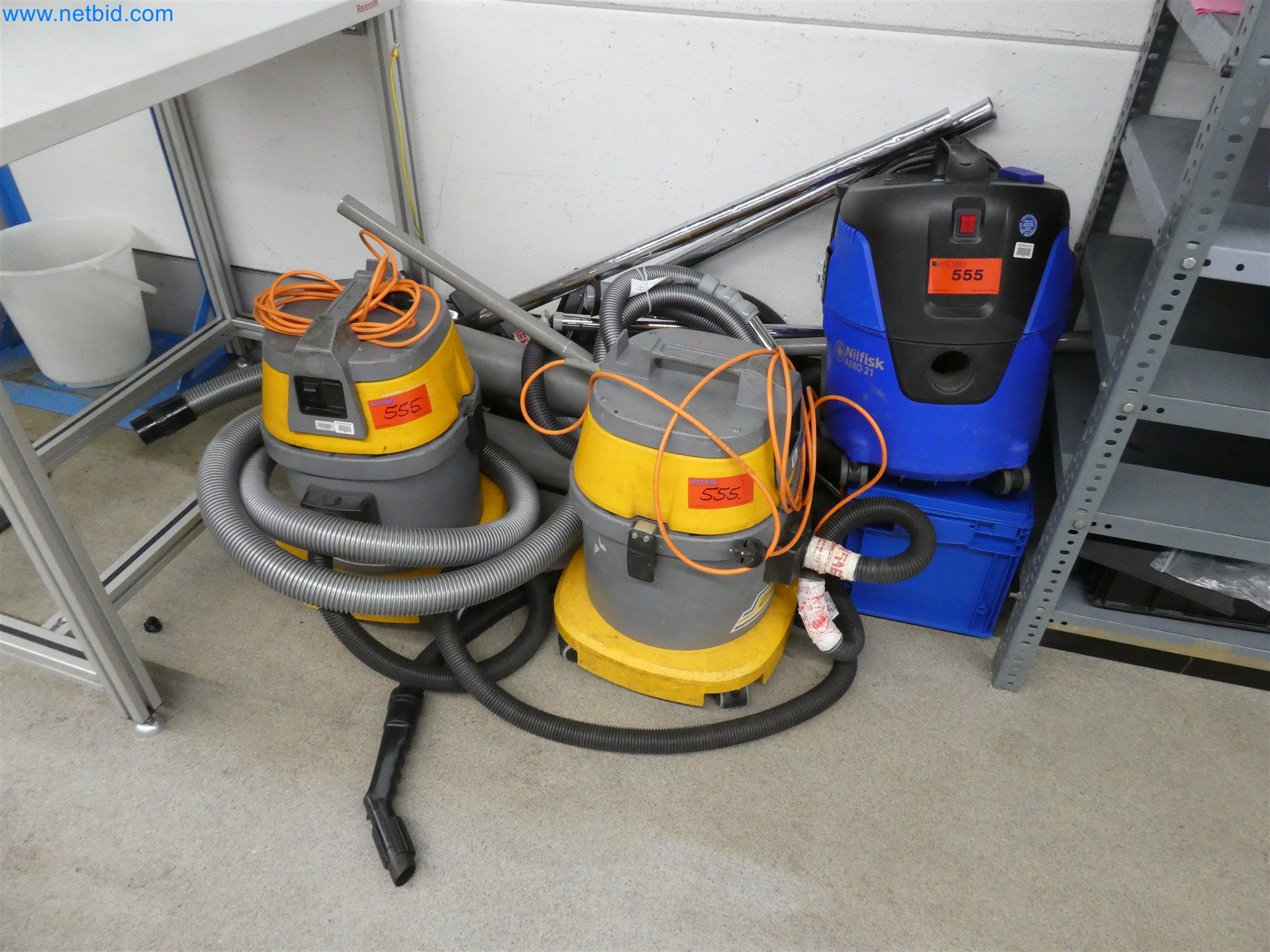 Máquinas de moldeo por inyección, máquinas CNC y líneas de montaje para elementos calefactores y componentes de automoción-1