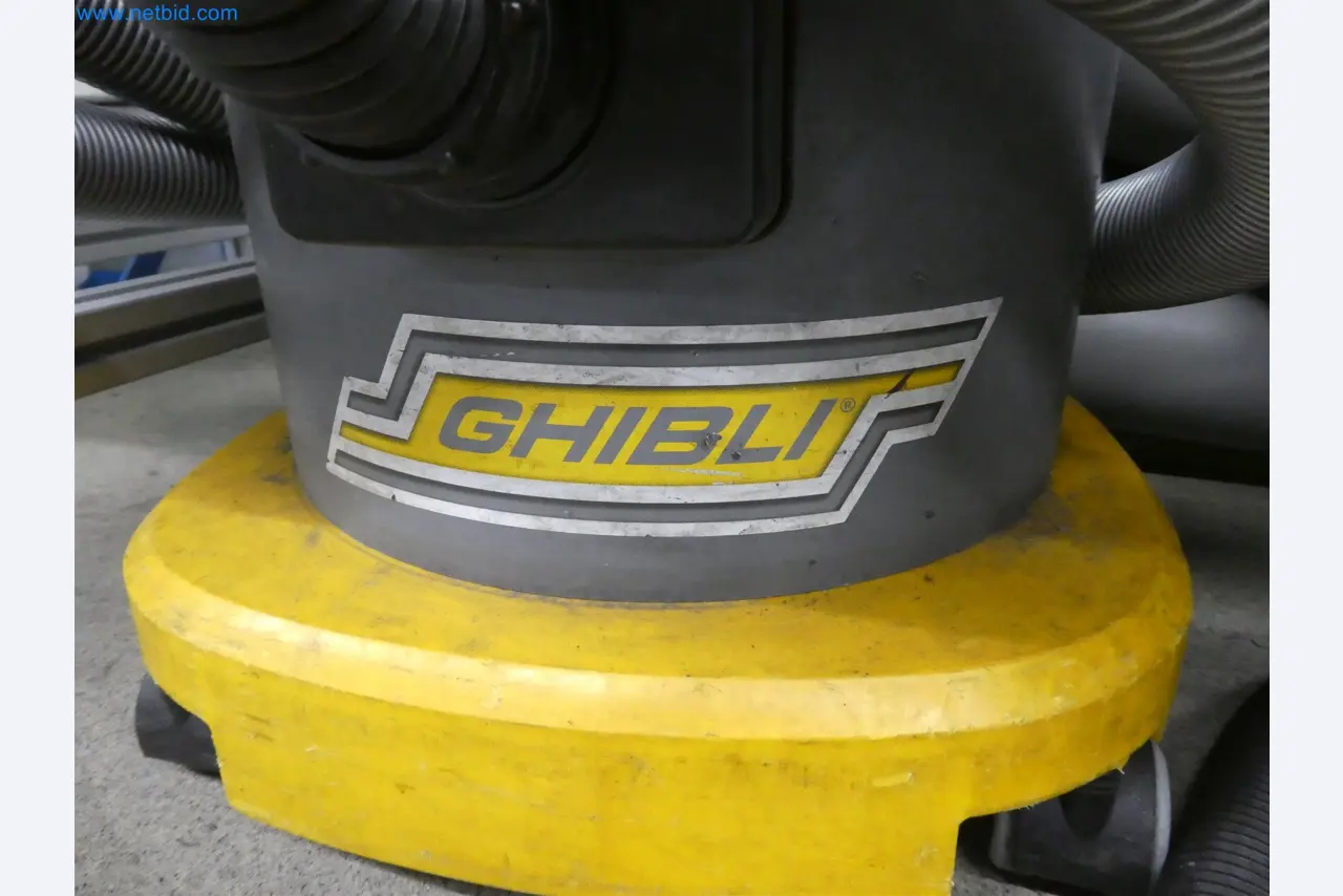 Máquinas de moldeo por inyección, máquinas CNC y líneas de montaje para elementos calefactores y componentes de automoción-4