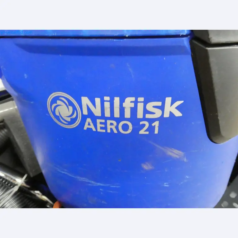 Máquinas de moldeo por inyección, máquinas CNC y líneas de montaje para elementos calefactores y componentes de automoción-5