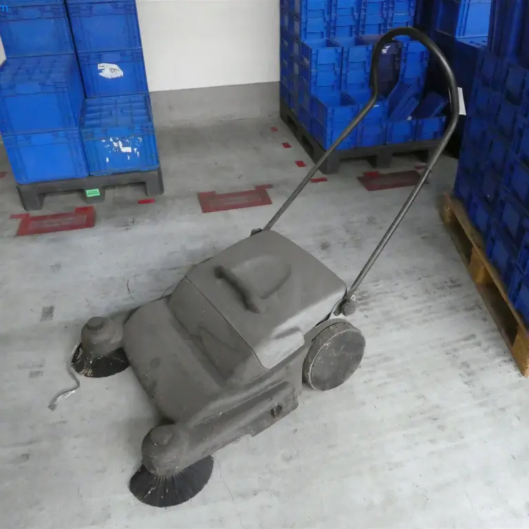 balayeuse de rue manuelle Kärcher KM70/20C