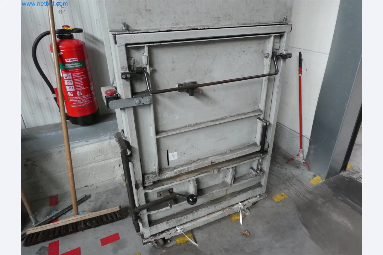 Máquinas de moldagem por injeção, máquinas CNC e linhas de montagem para elementos de aquecimento e componentes automóveis-2