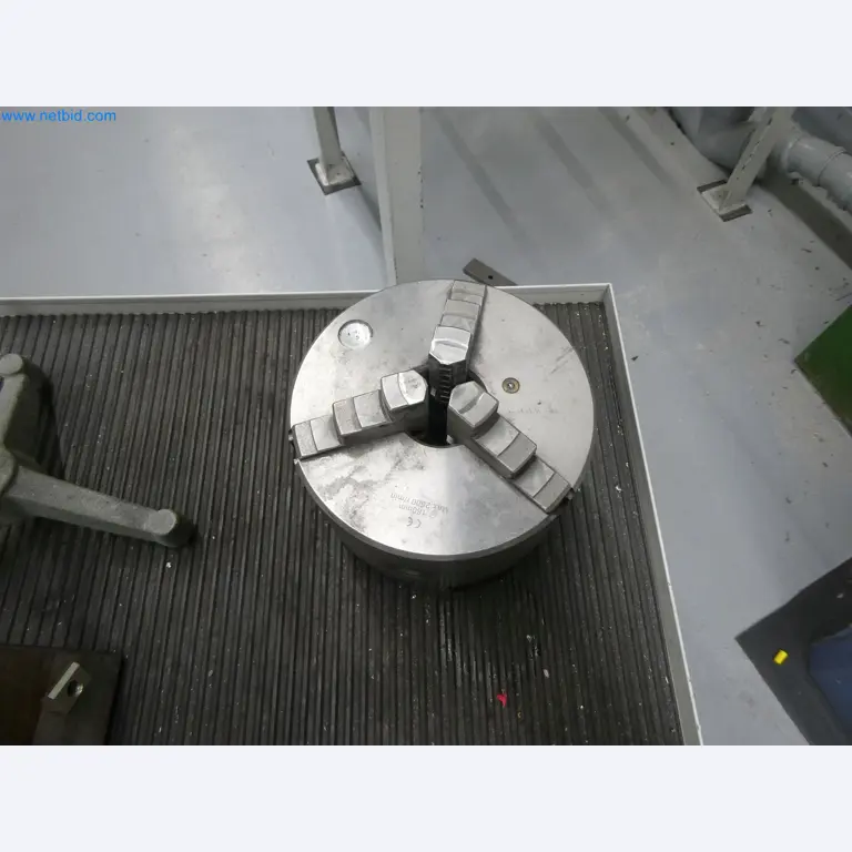 Injection molding machines, CNC machines & assembly lines for heating elements and automotive components-7