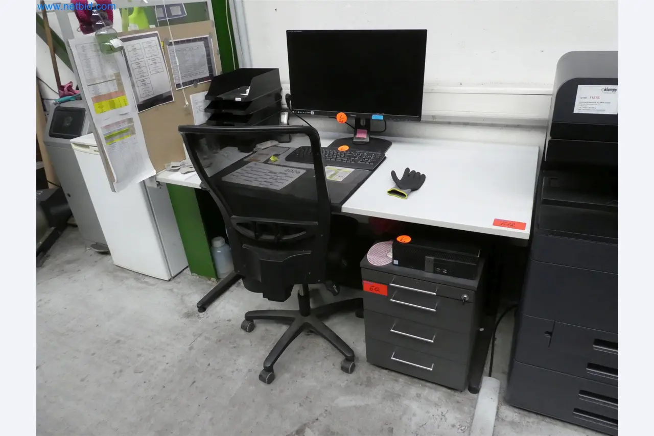 Máquinas de moldeo por inyección, máquinas CNC y líneas de montaje para elementos calefactores y componentes de automoción-1