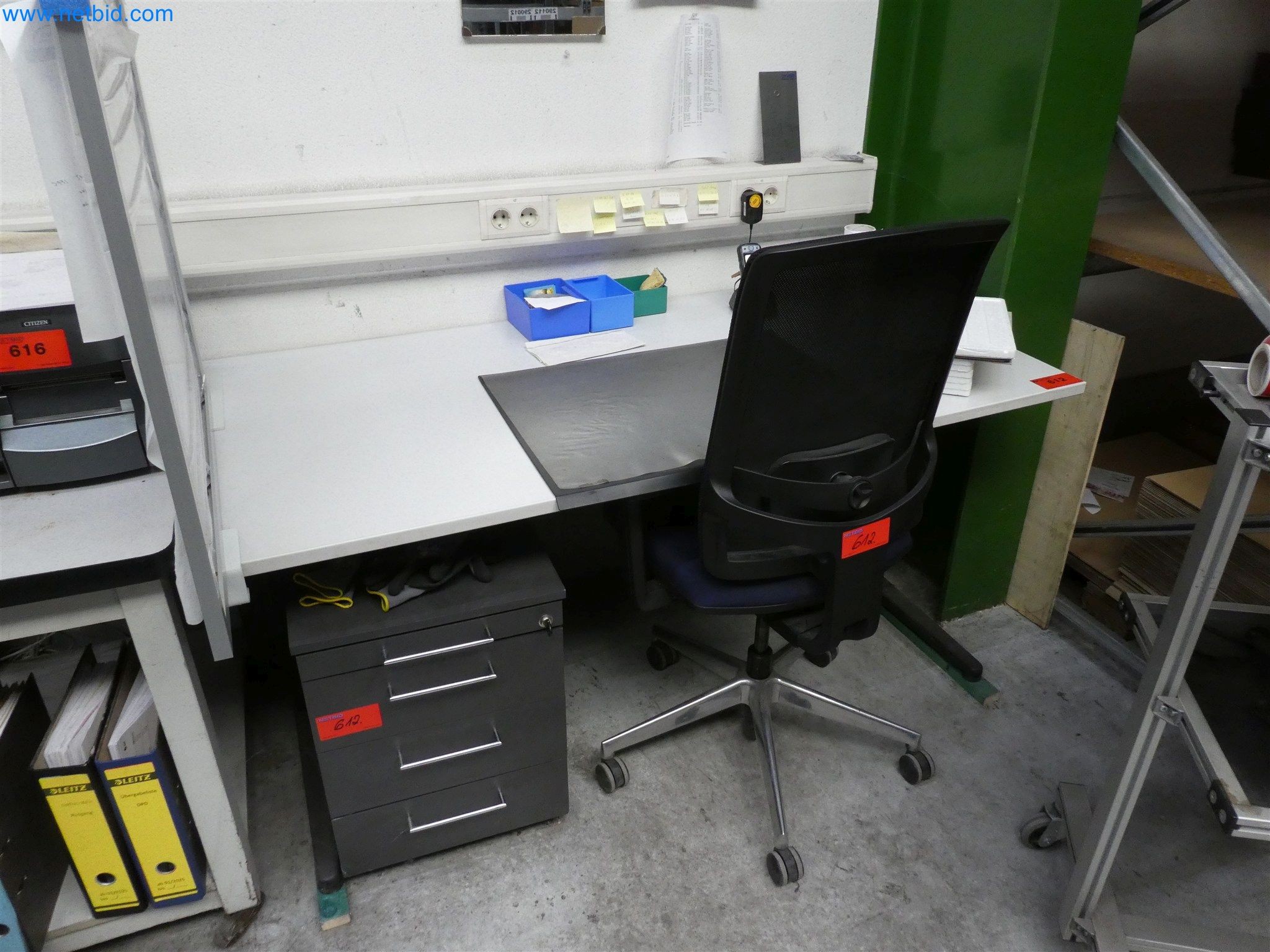 Máquinas de moldeo por inyección, máquinas CNC y líneas de montaje para elementos calefactores y componentes de automoción-3