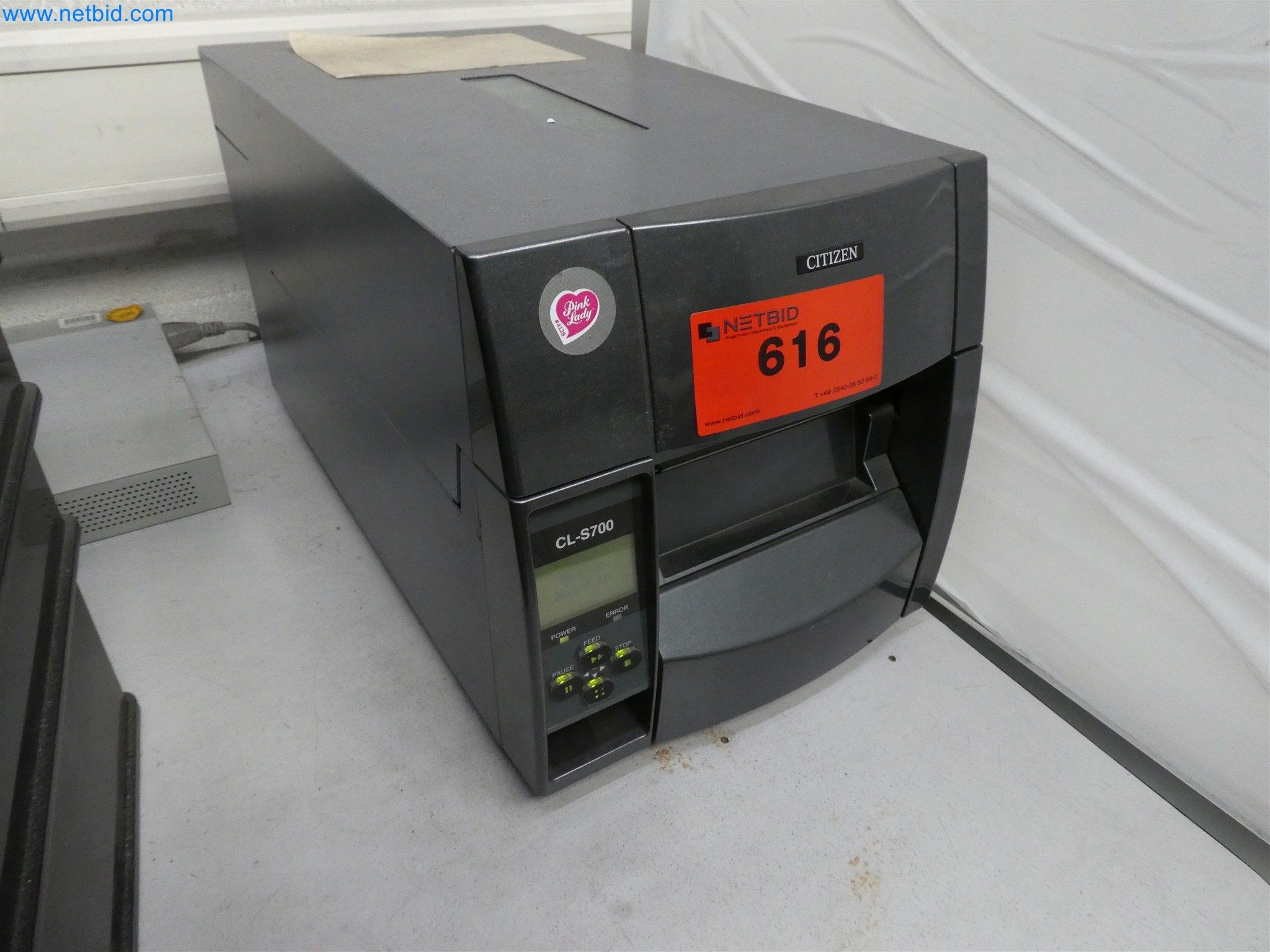 Máquinas de moldeo por inyección, máquinas CNC y líneas de montaje para elementos calefactores y componentes de automoción-1