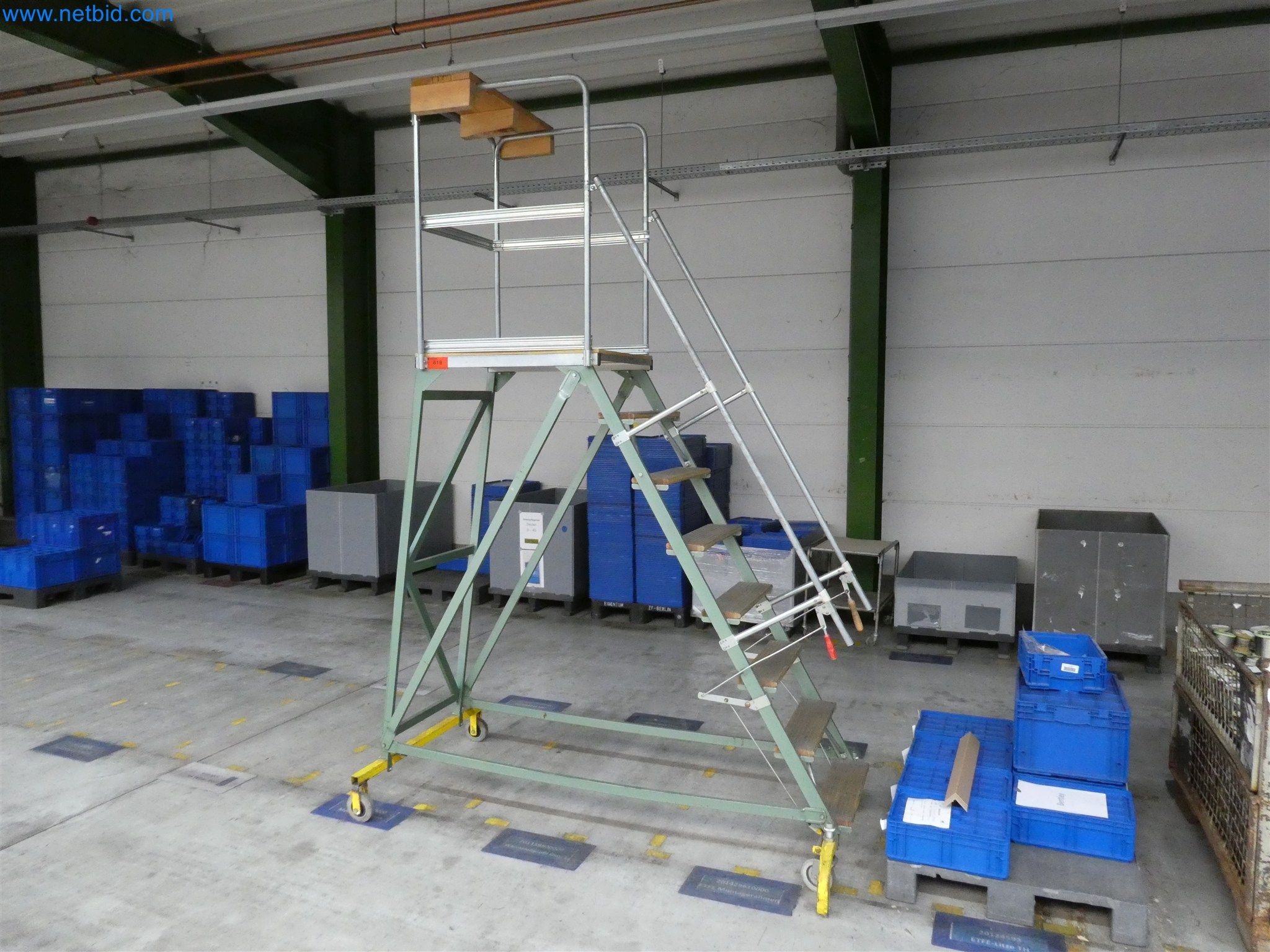 Máquinas de moldeo por inyección, máquinas CNC y líneas de montaje para elementos calefactores y componentes de automoción-1