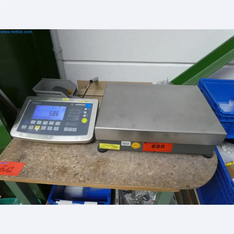 Máquinas de moldeo por inyección, máquinas CNC y líneas de montaje para elementos calefactores y componentes de automoción-1