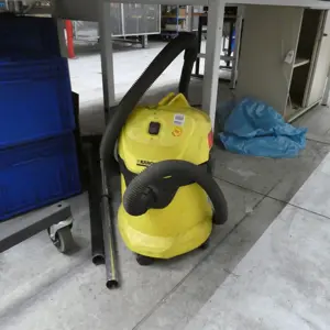 Aspiradora industrial Nilfisk Attix 40-01