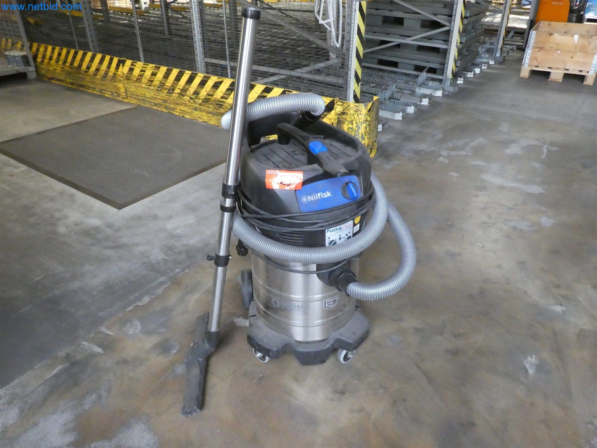 Máquinas de moldeo por inyección, máquinas CNC y líneas de montaje para elementos calefactores y componentes de automoción-4