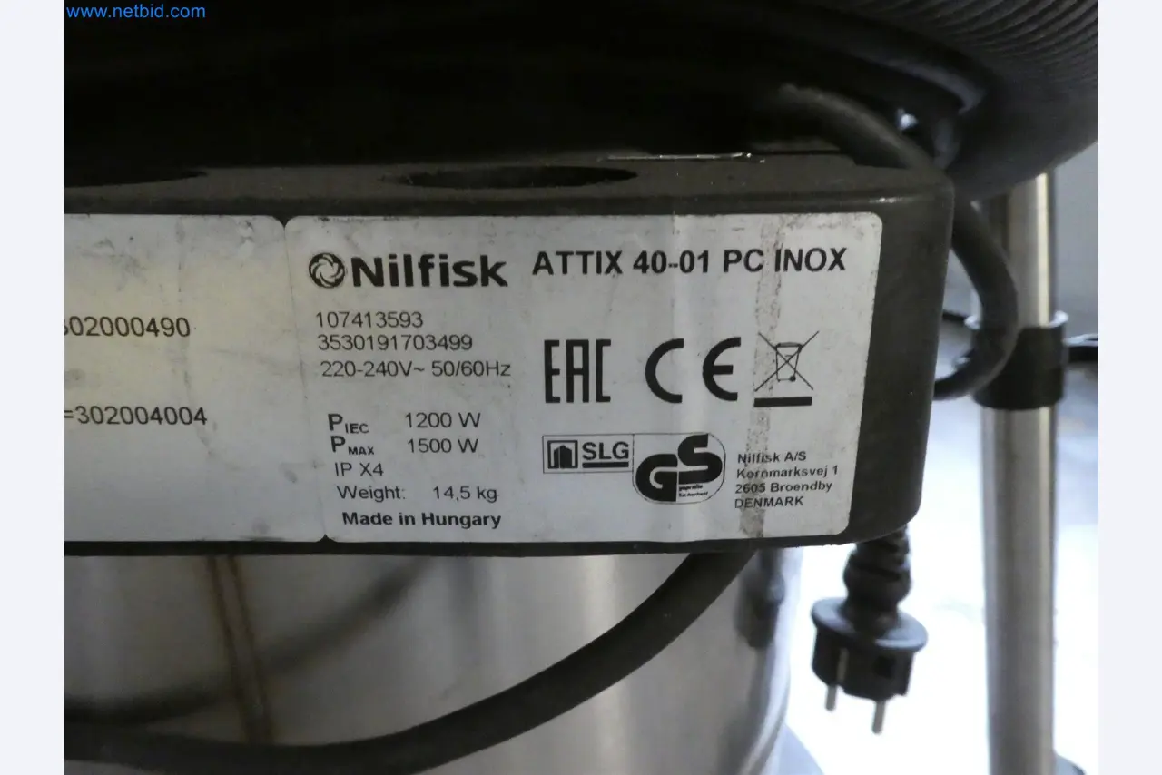 Máquinas de moldeo por inyección, máquinas CNC y líneas de montaje para elementos calefactores y componentes de automoción-5