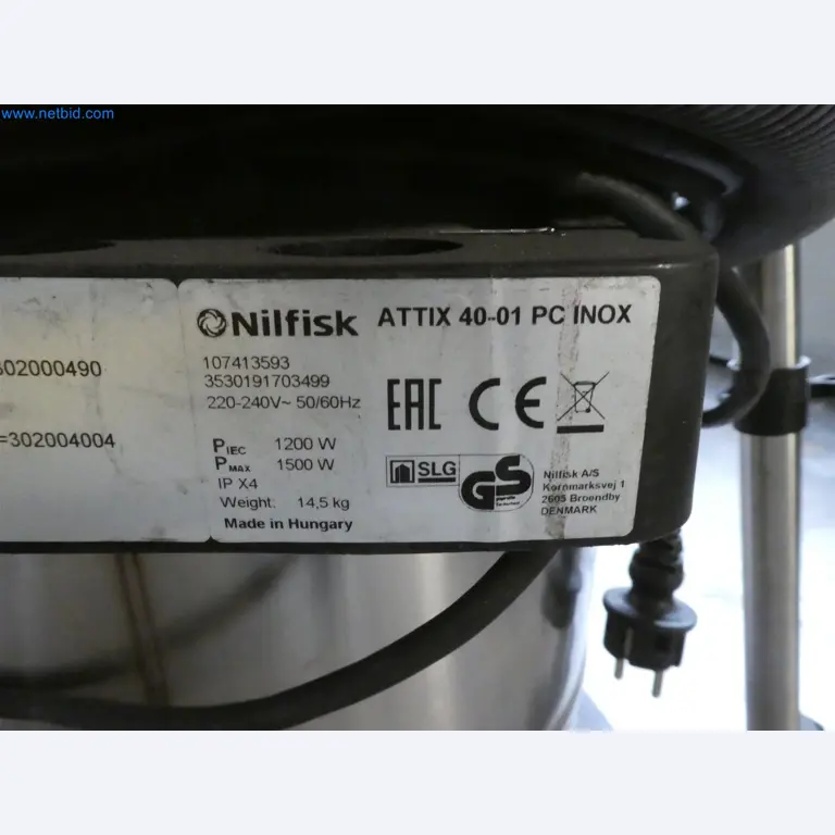 Máquinas de moldeo por inyección, máquinas CNC y líneas de montaje para elementos calefactores y componentes de automoción-5