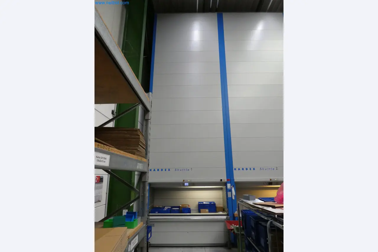 Máquinas de moldeo por inyección, máquinas CNC y líneas de montaje para elementos calefactores y componentes de automoción-5