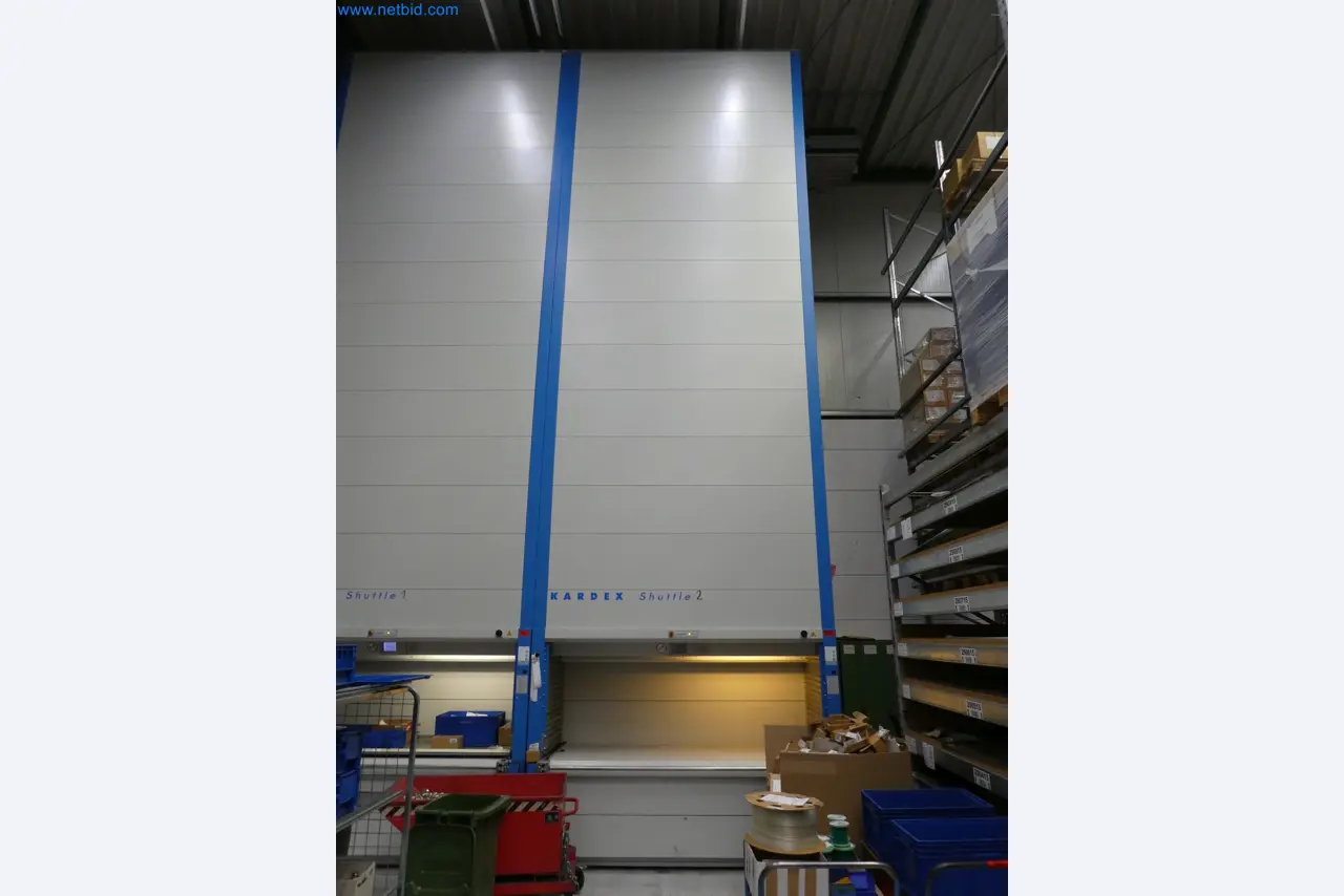 Máquinas de moldeo por inyección, máquinas CNC y líneas de montaje para elementos calefactores y componentes de automoción-3