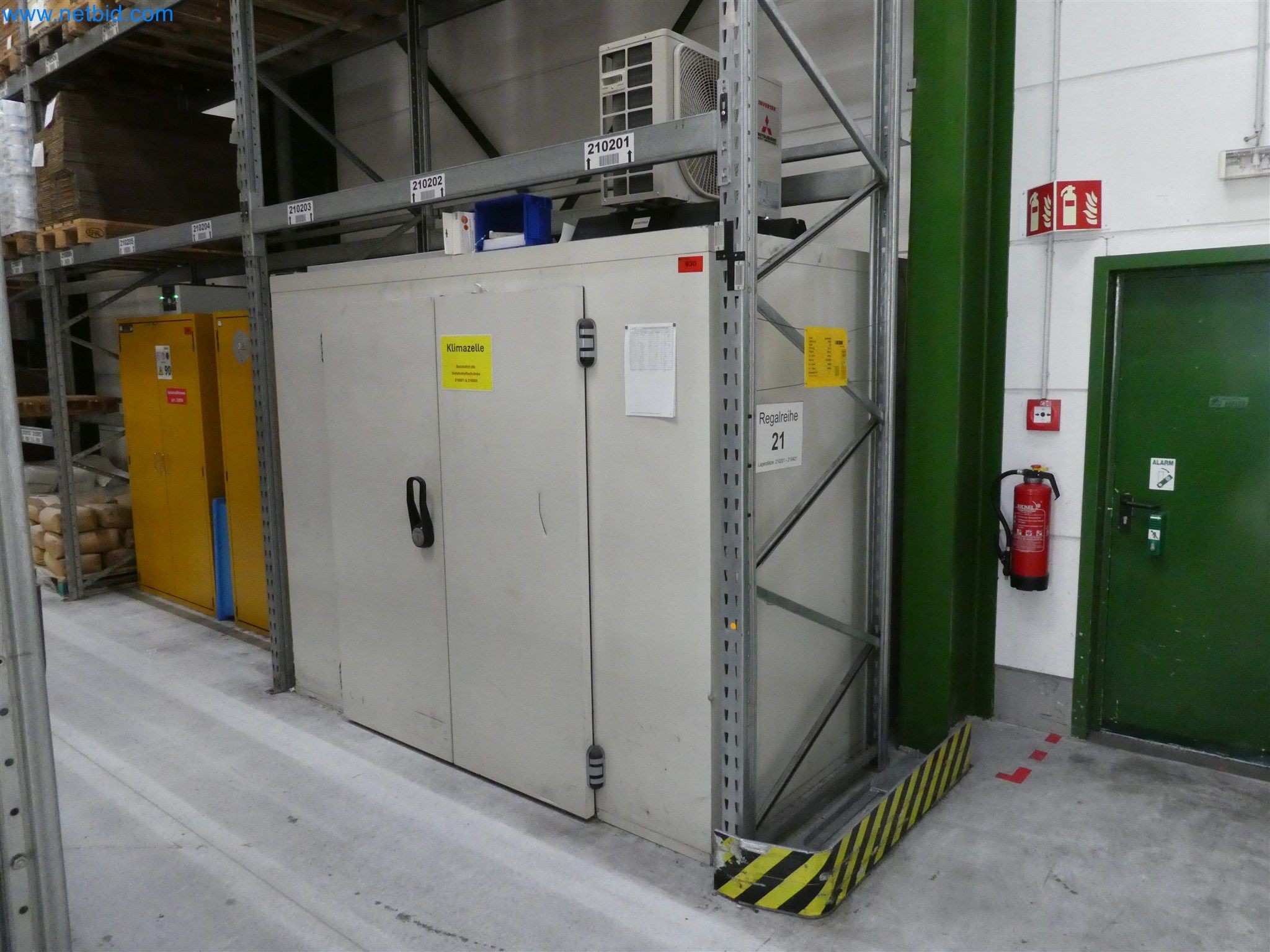 Máquinas de moldeo por inyección, máquinas CNC y líneas de montaje para elementos calefactores y componentes de automoción-1