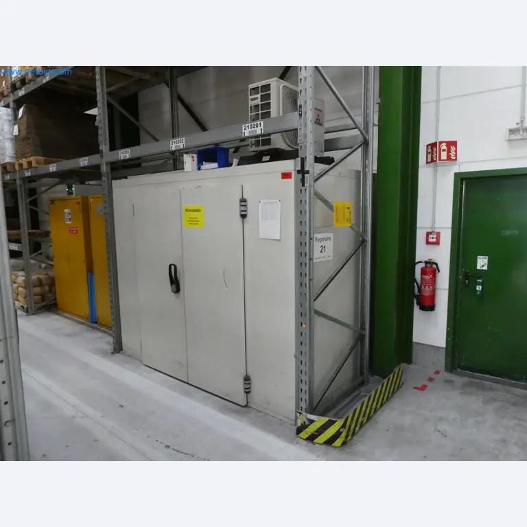 Máquinas de moldeo por inyección, máquinas CNC y líneas de montaje para elementos calefactores y componentes de automoción-1