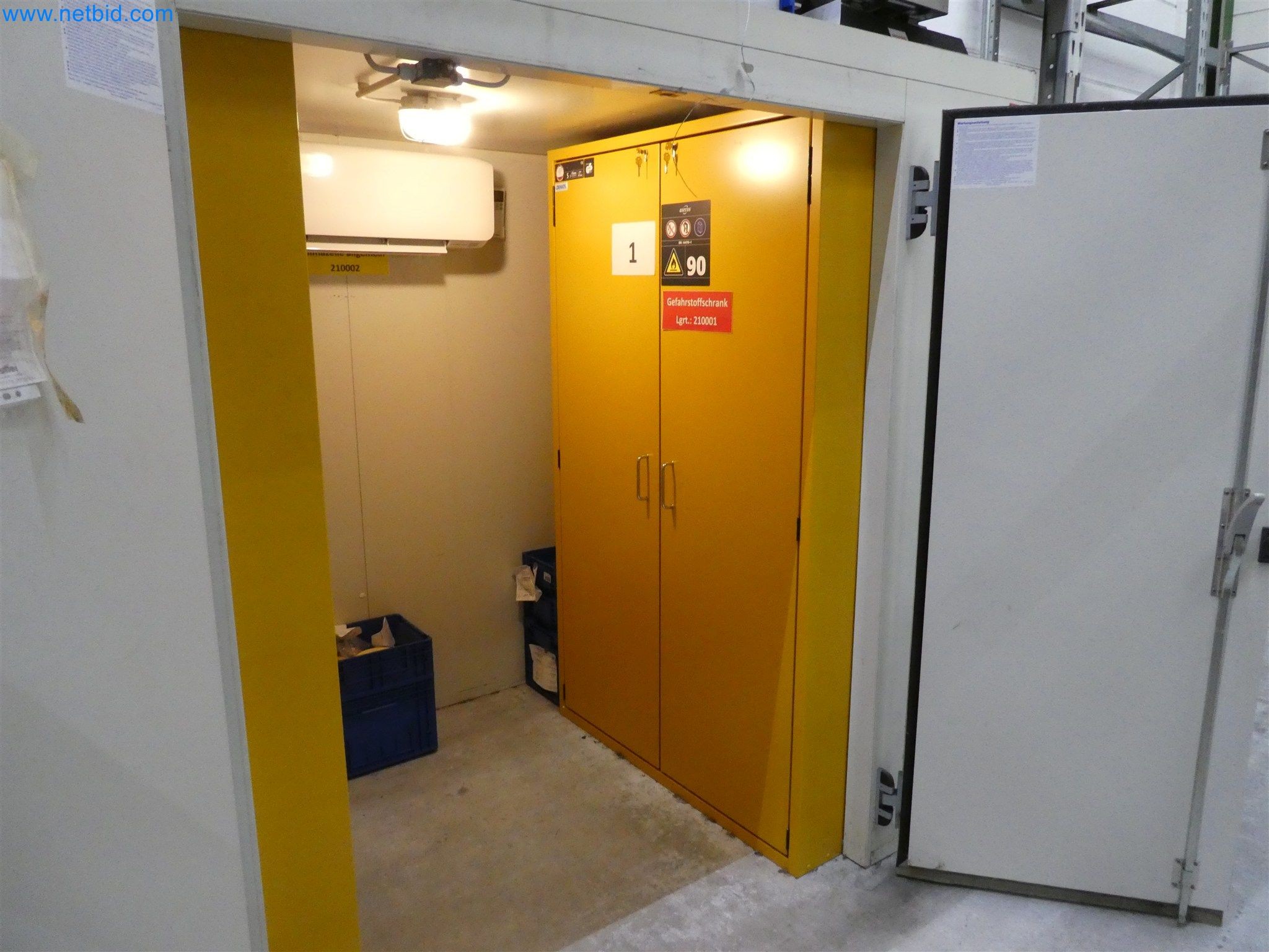 Máquinas de moldeo por inyección, máquinas CNC y líneas de montaje para elementos calefactores y componentes de automoción-2