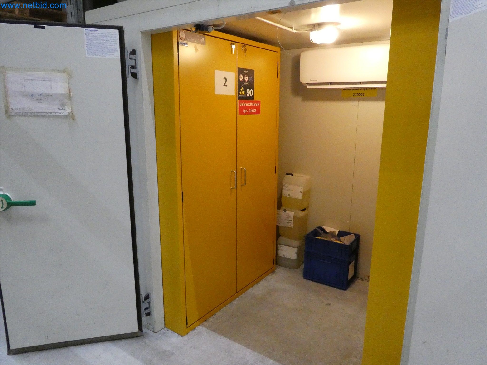 Máquinas de moldeo por inyección, máquinas CNC y líneas de montaje para elementos calefactores y componentes de automoción-3