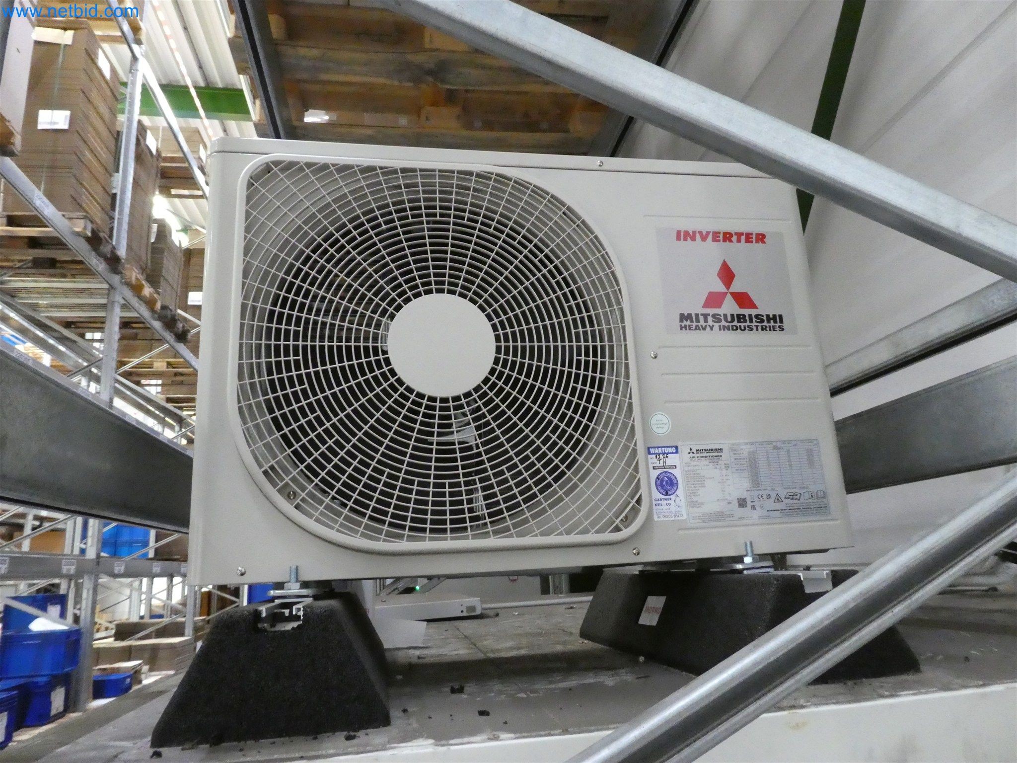 Máquinas de moldeo por inyección, máquinas CNC y líneas de montaje para elementos calefactores y componentes de automoción-5