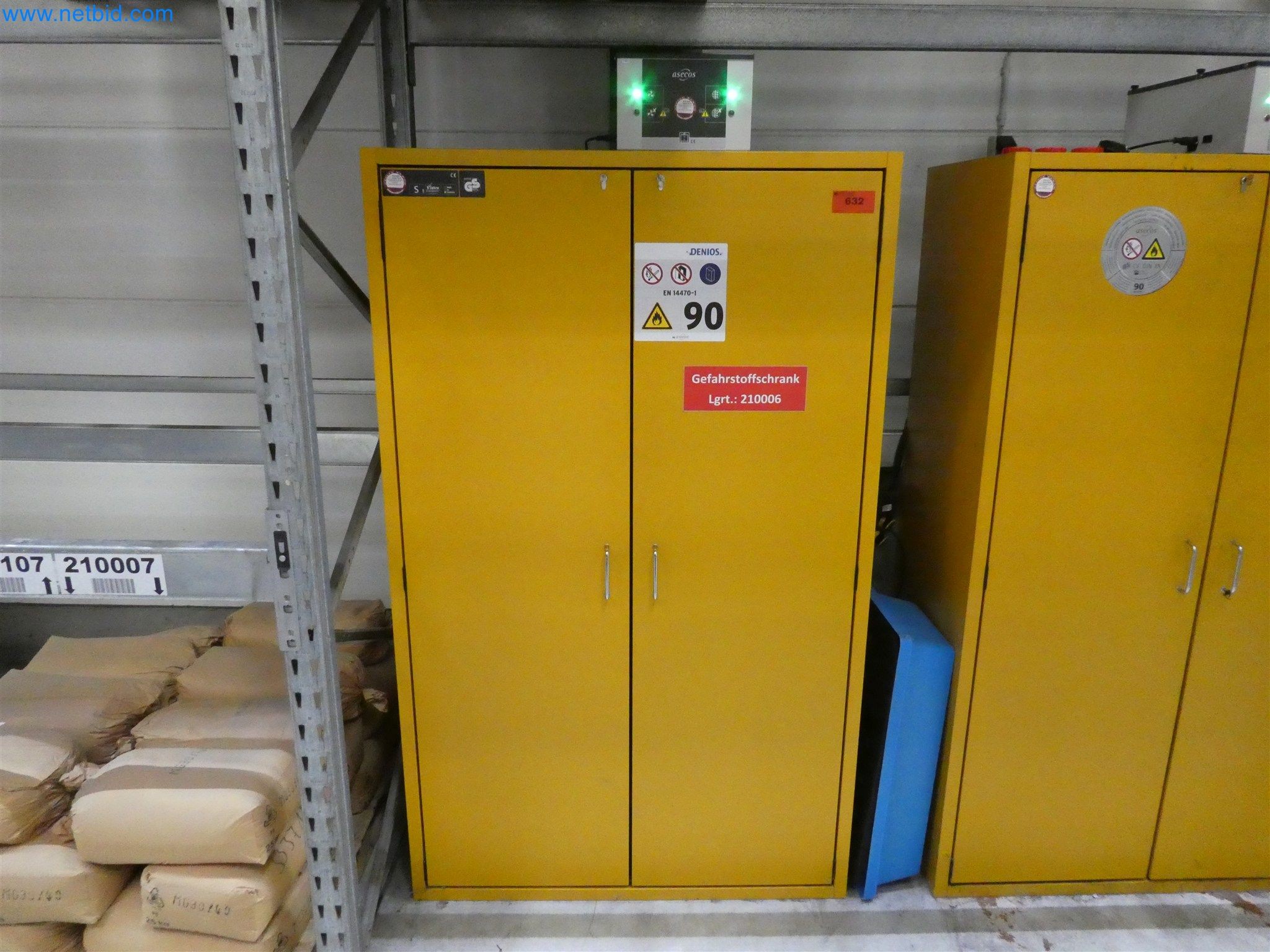 Machines de moulage par injection, machines CNC & lignes d'assemblage pour les éléments chauffants et les composants automobiles-1