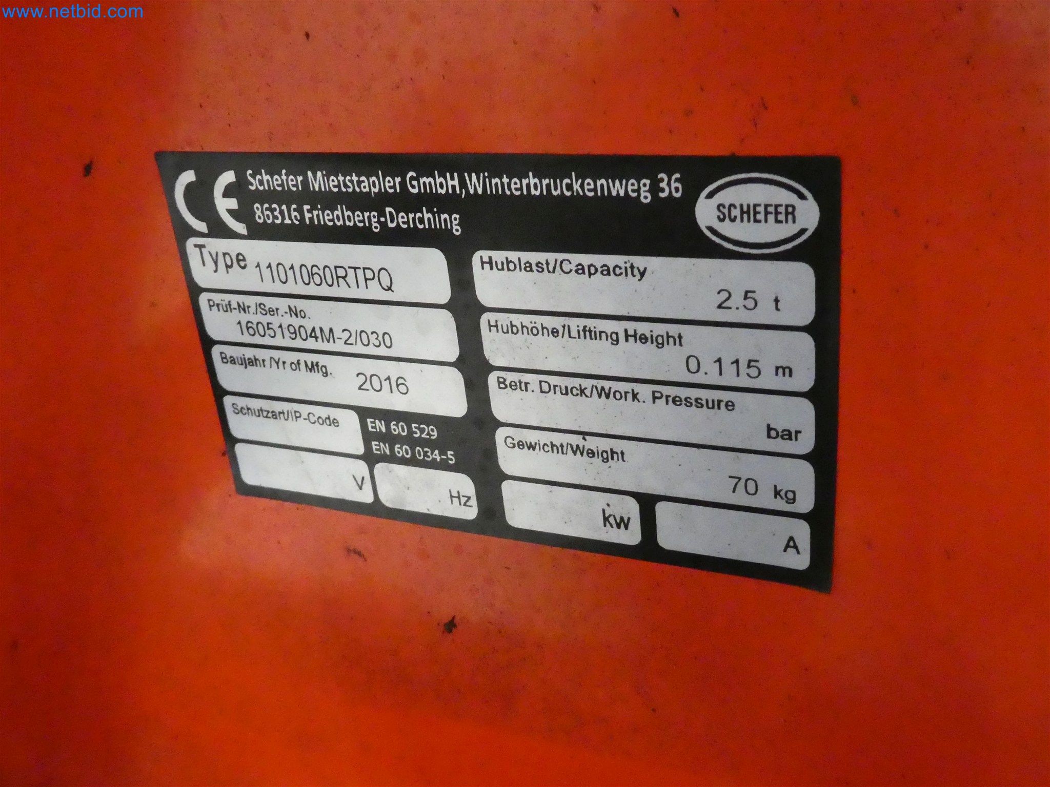 Machines de moulage par injection, machines CNC & lignes d'assemblage pour les éléments chauffants et les composants automobiles-2